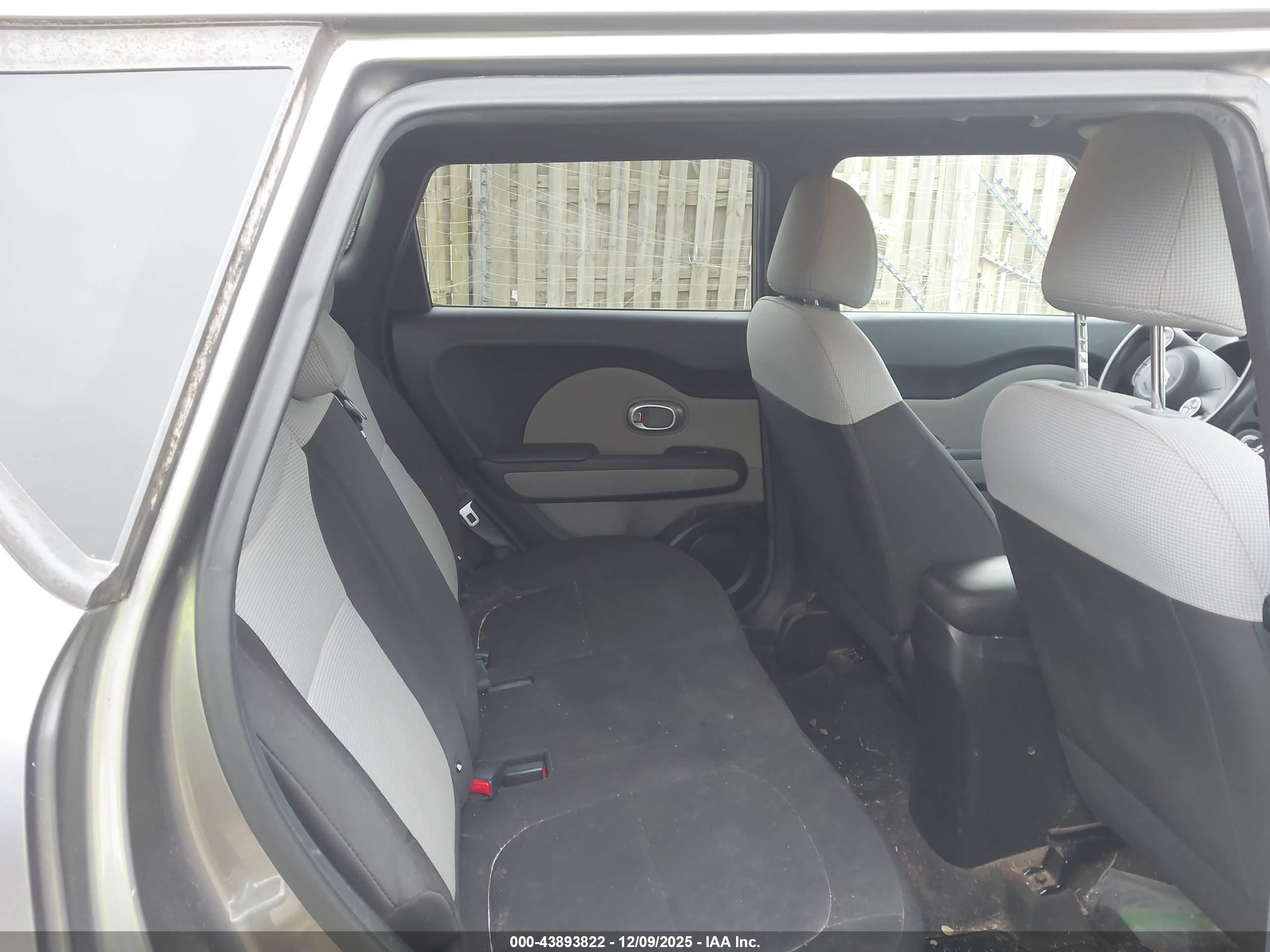 KIA SOUL image 8