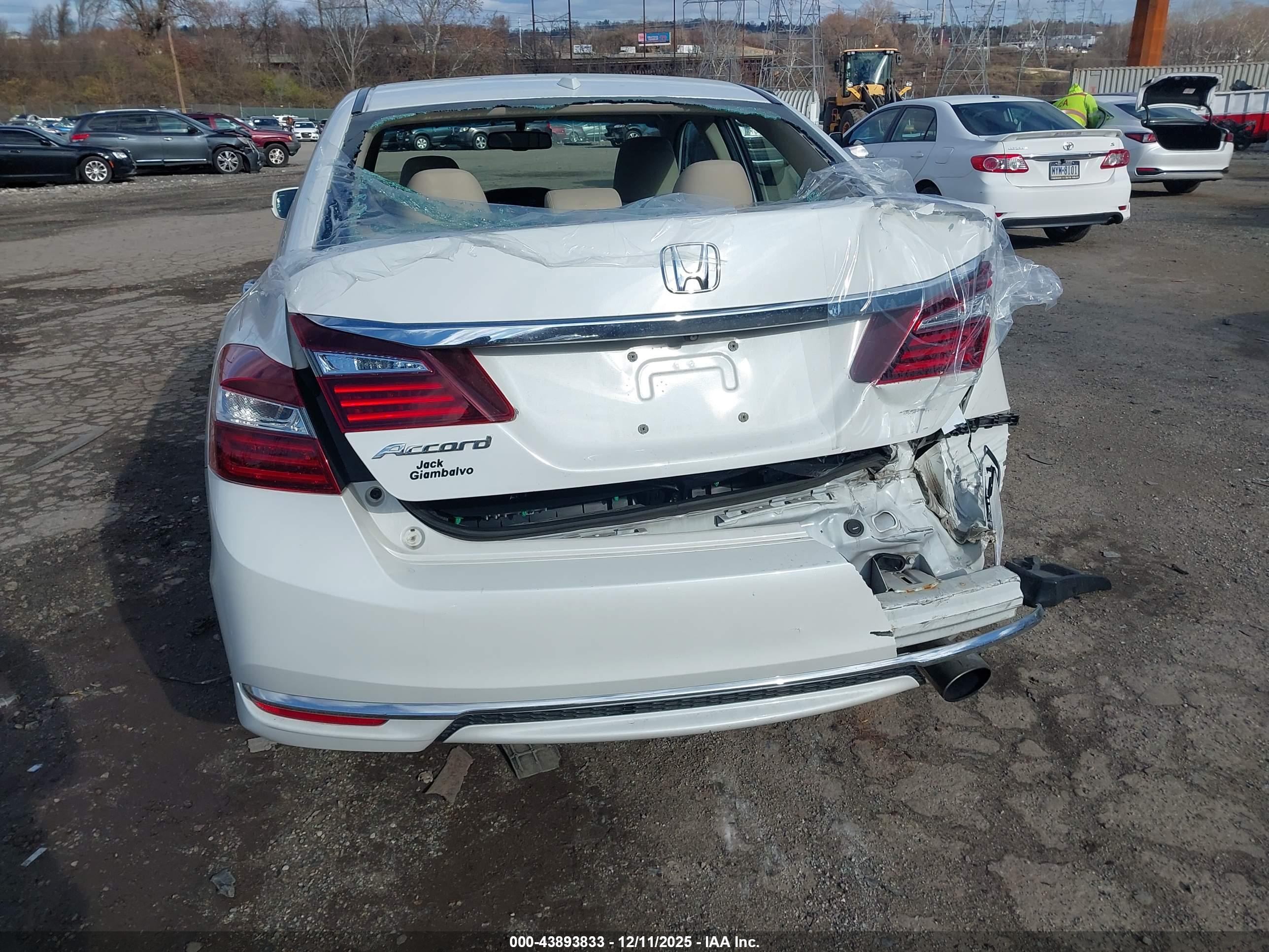 HONDA ACCORD image 6