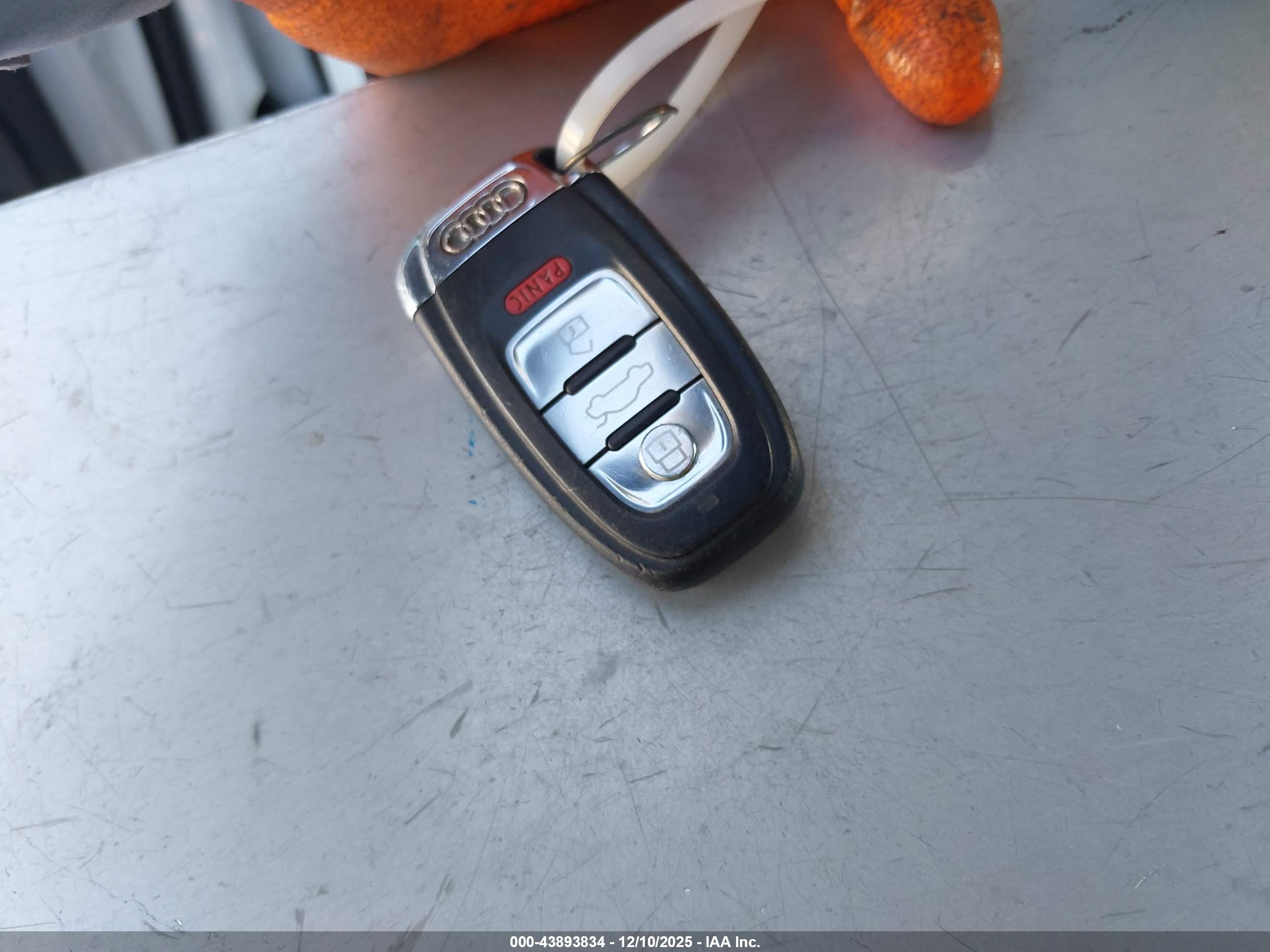 AUDI A4 image 11