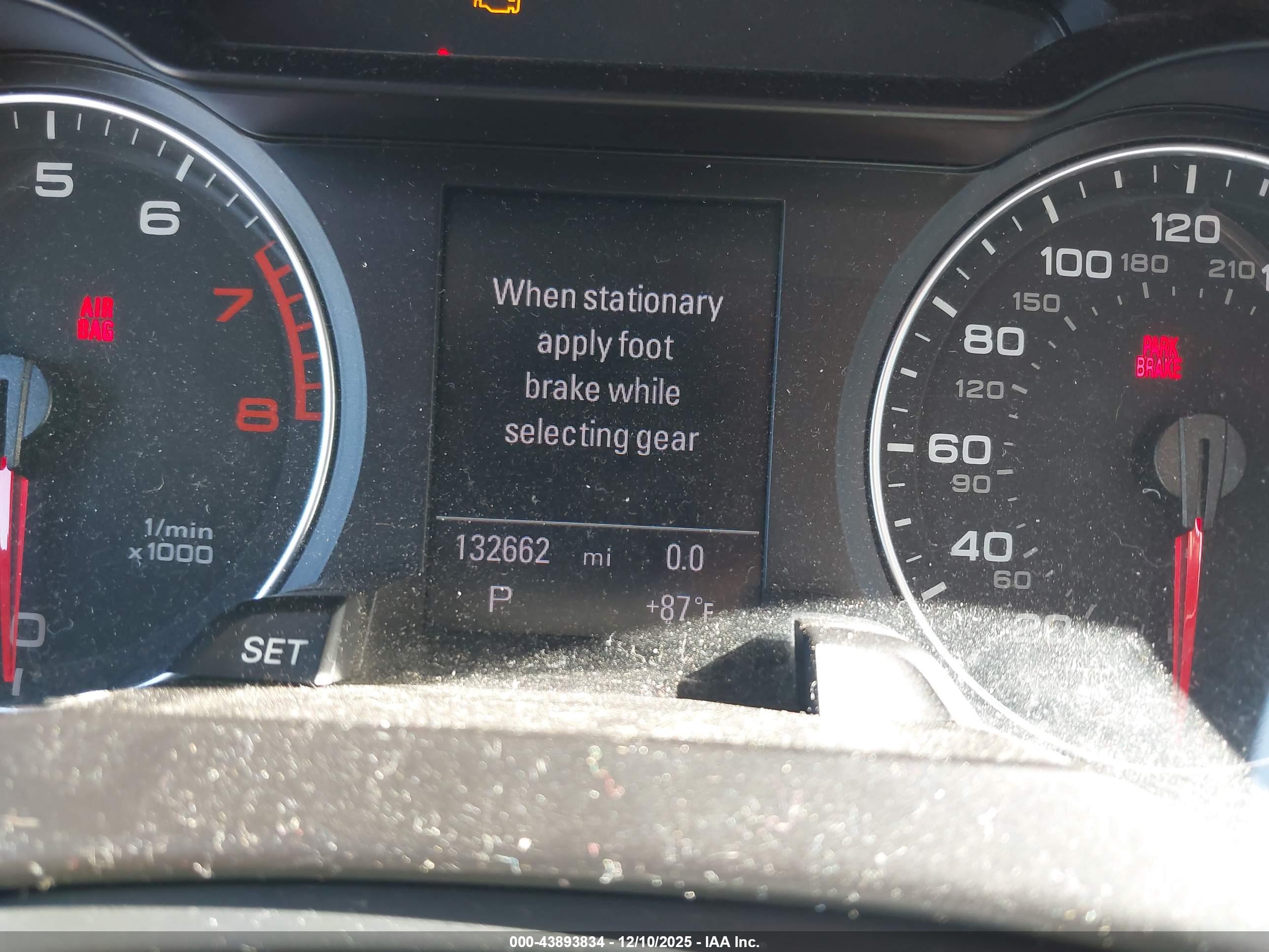 AUDI A4 image 7