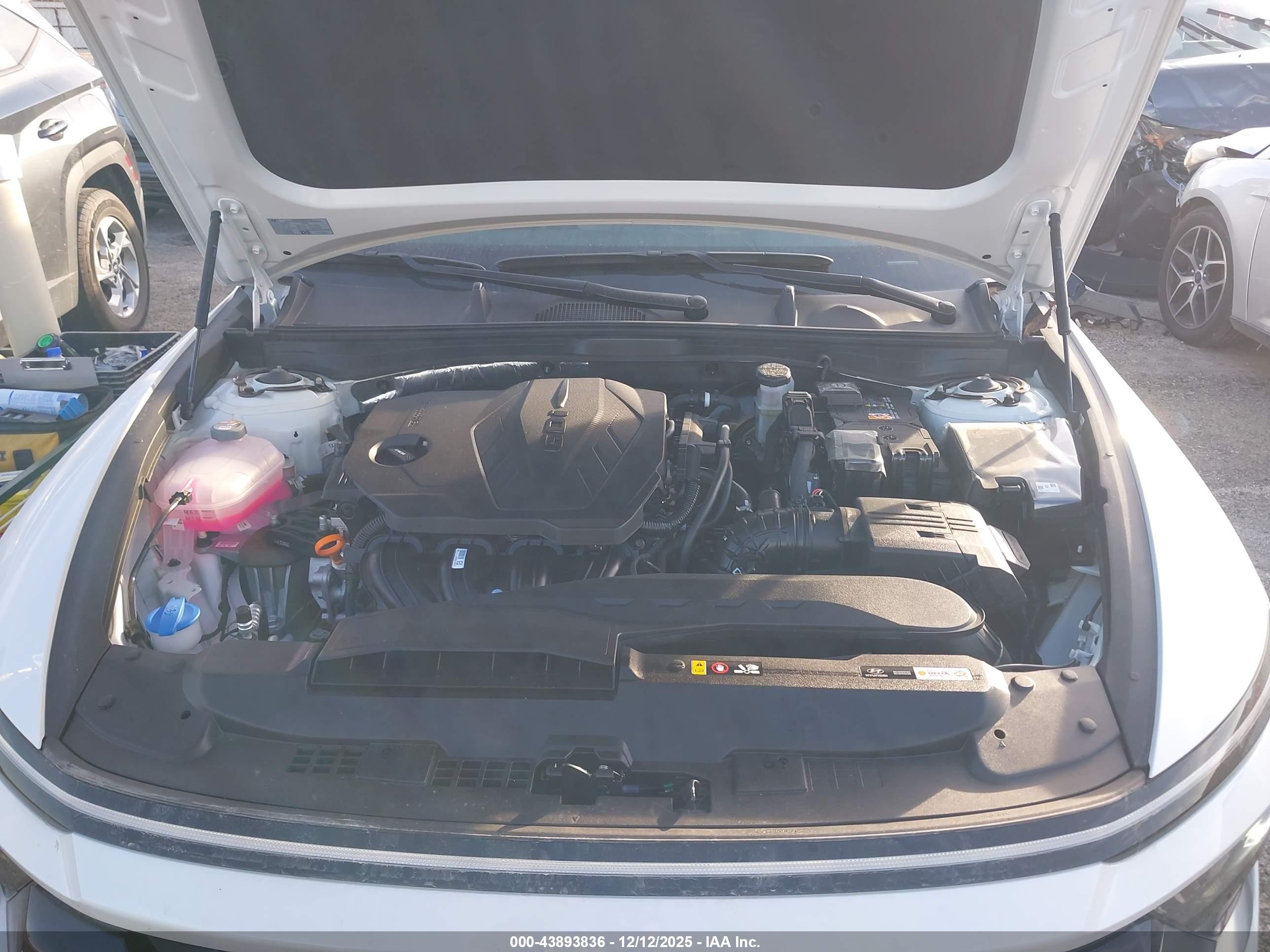 HYUNDAI SONATA image 10