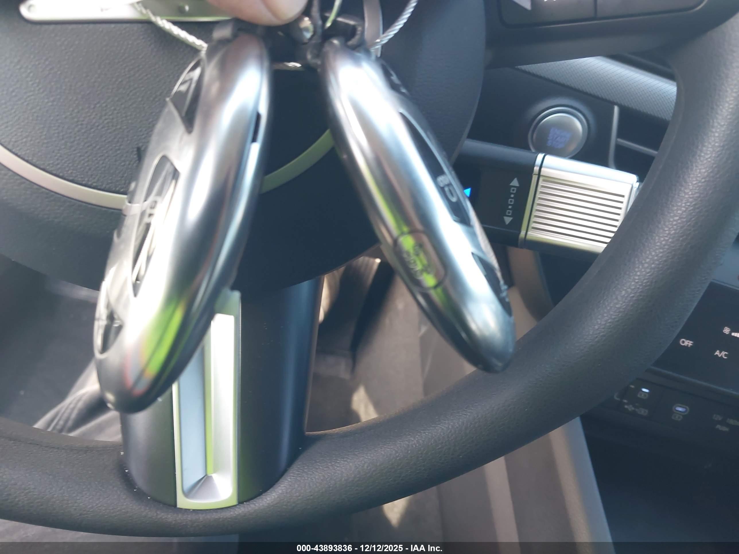 HYUNDAI SONATA image 11