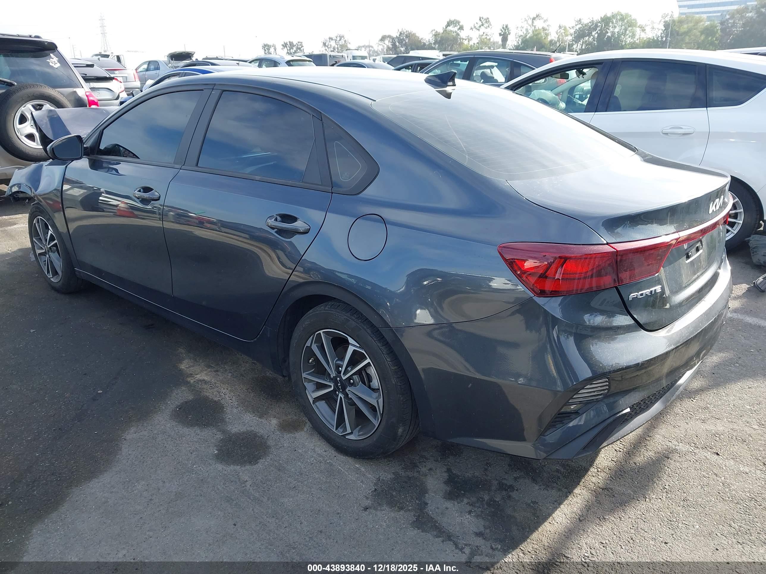 KIA FORTE image 3