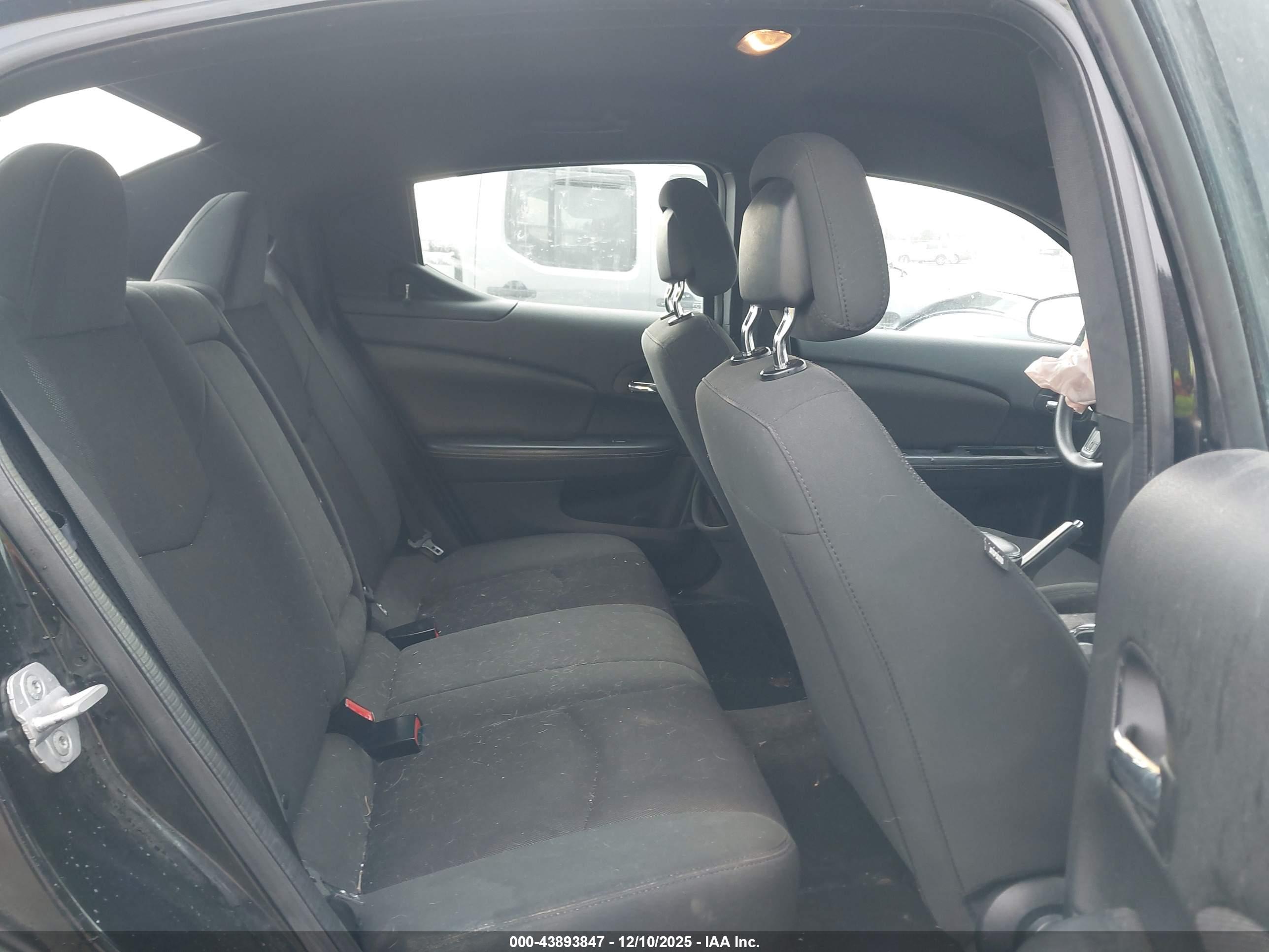 DODGE AVENGER image 8