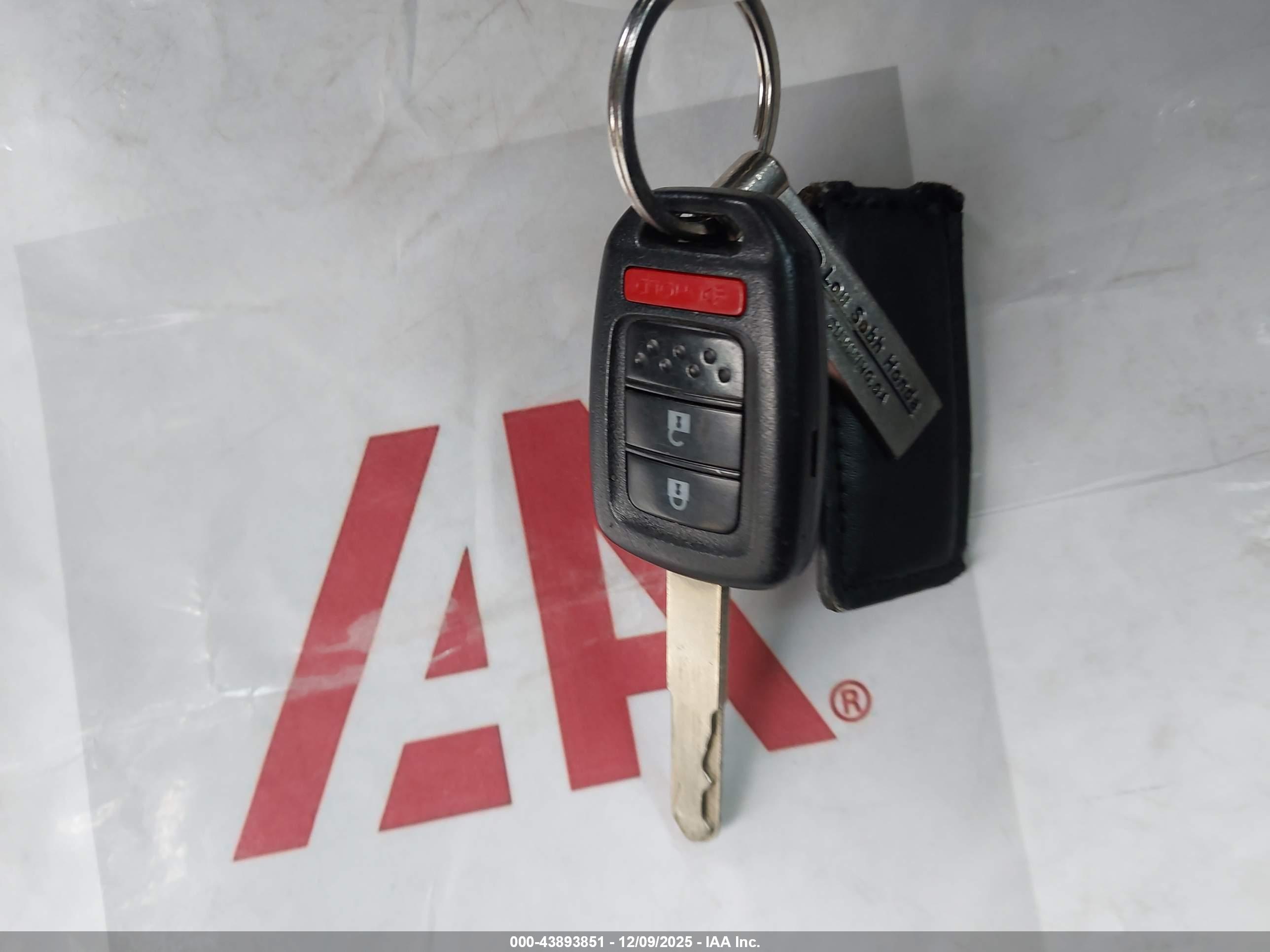 HONDA CR-V image 11
