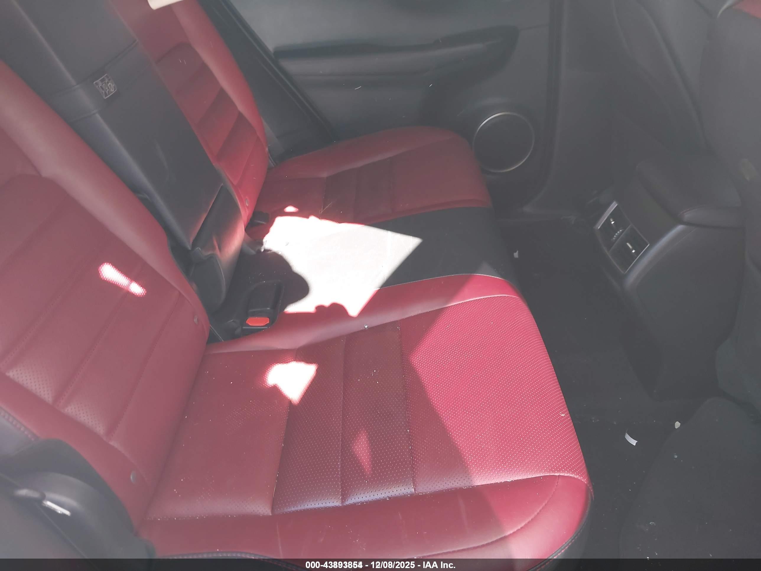 LEXUS NX image 8