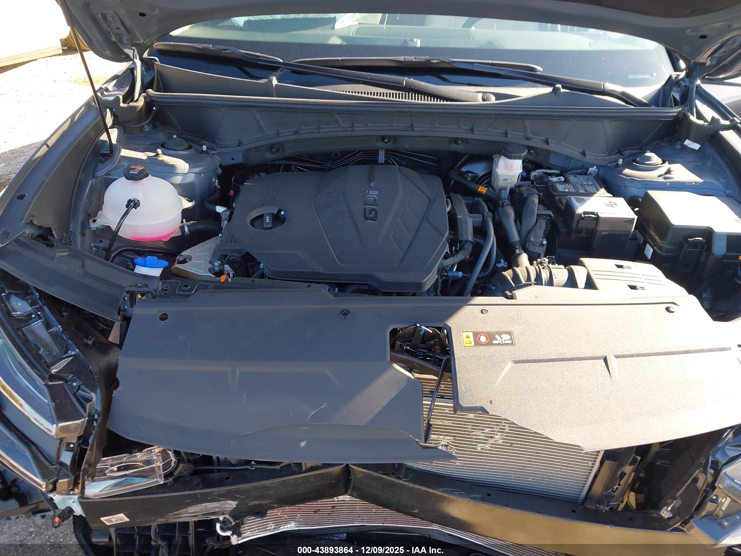 HYUNDAI TUCSON image 10