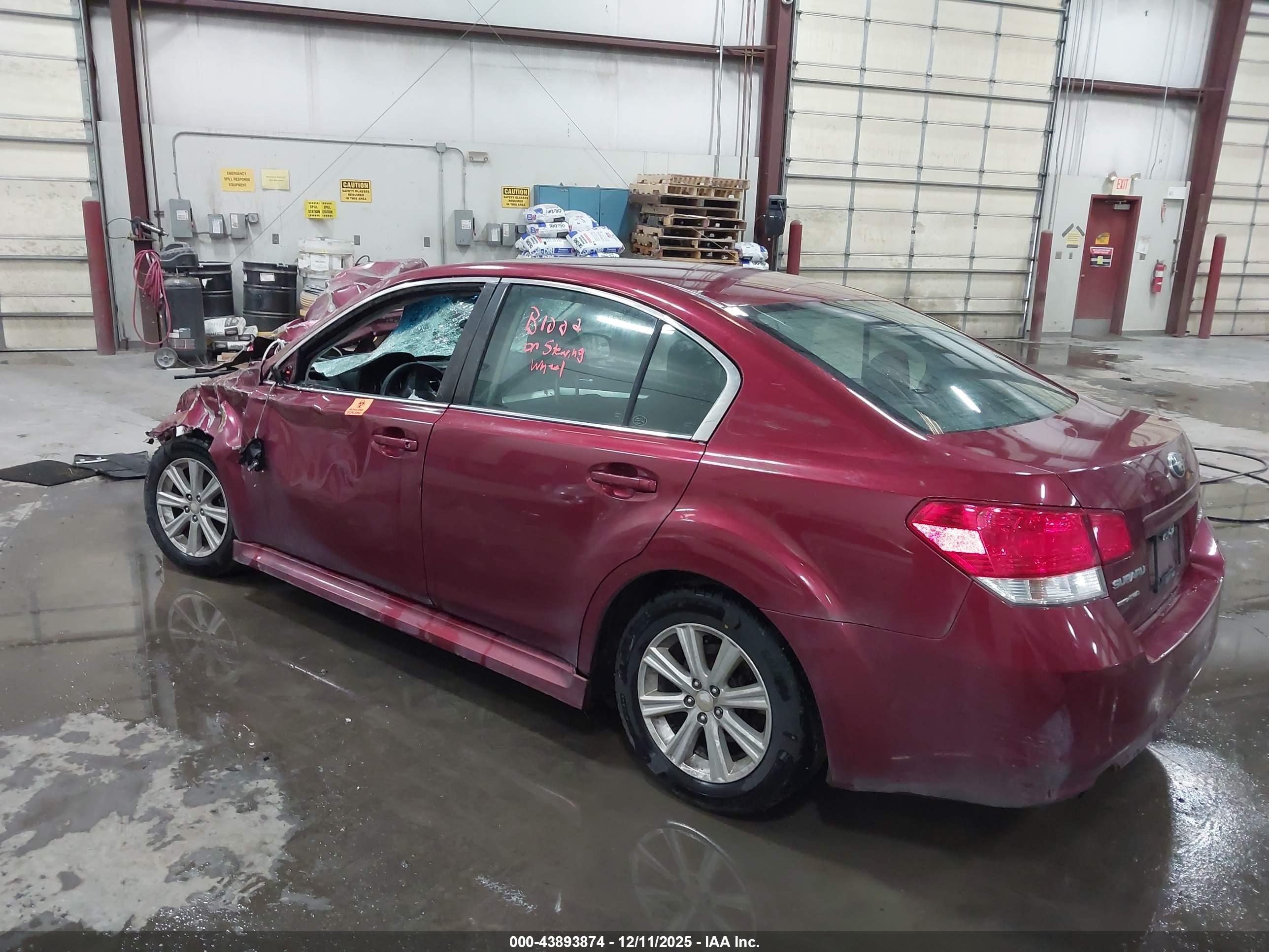 SUBARU LEGACY image 3