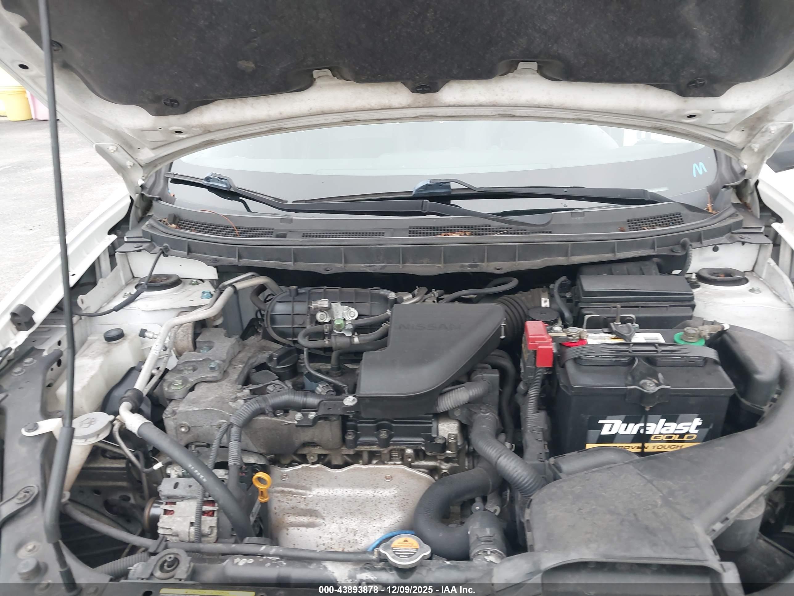 NISSAN ROGUE image 10