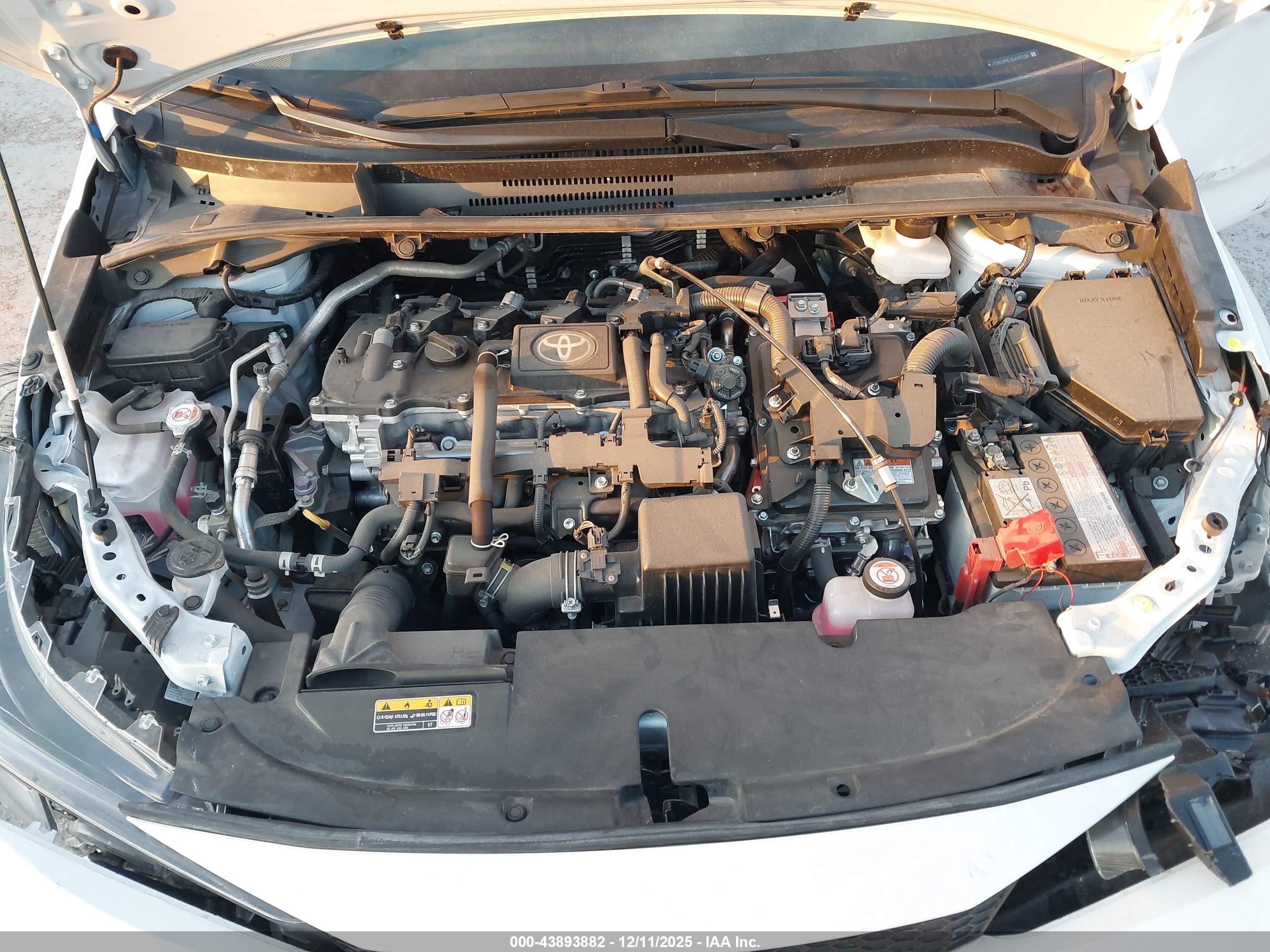 TOYOTA COROLLA image 10