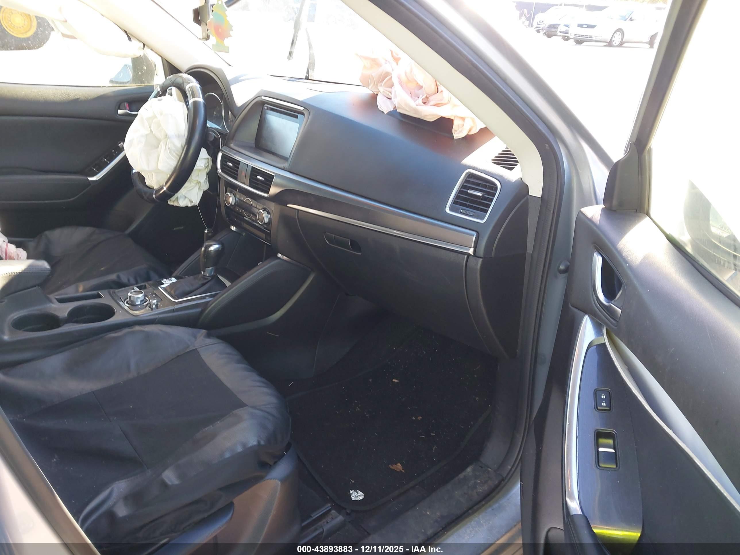 MAZDA CX-5 image 5