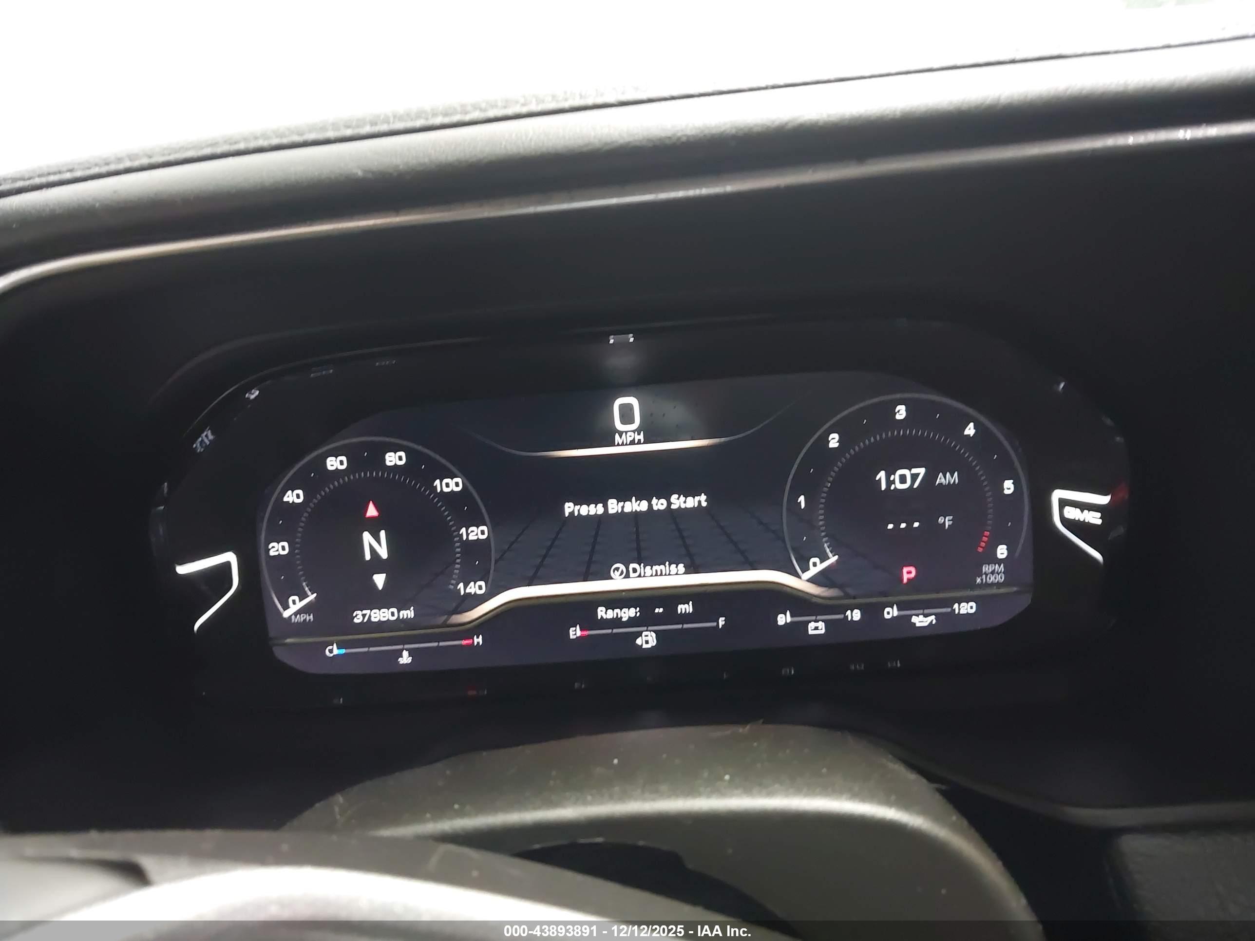 GMC YUKON image 7
