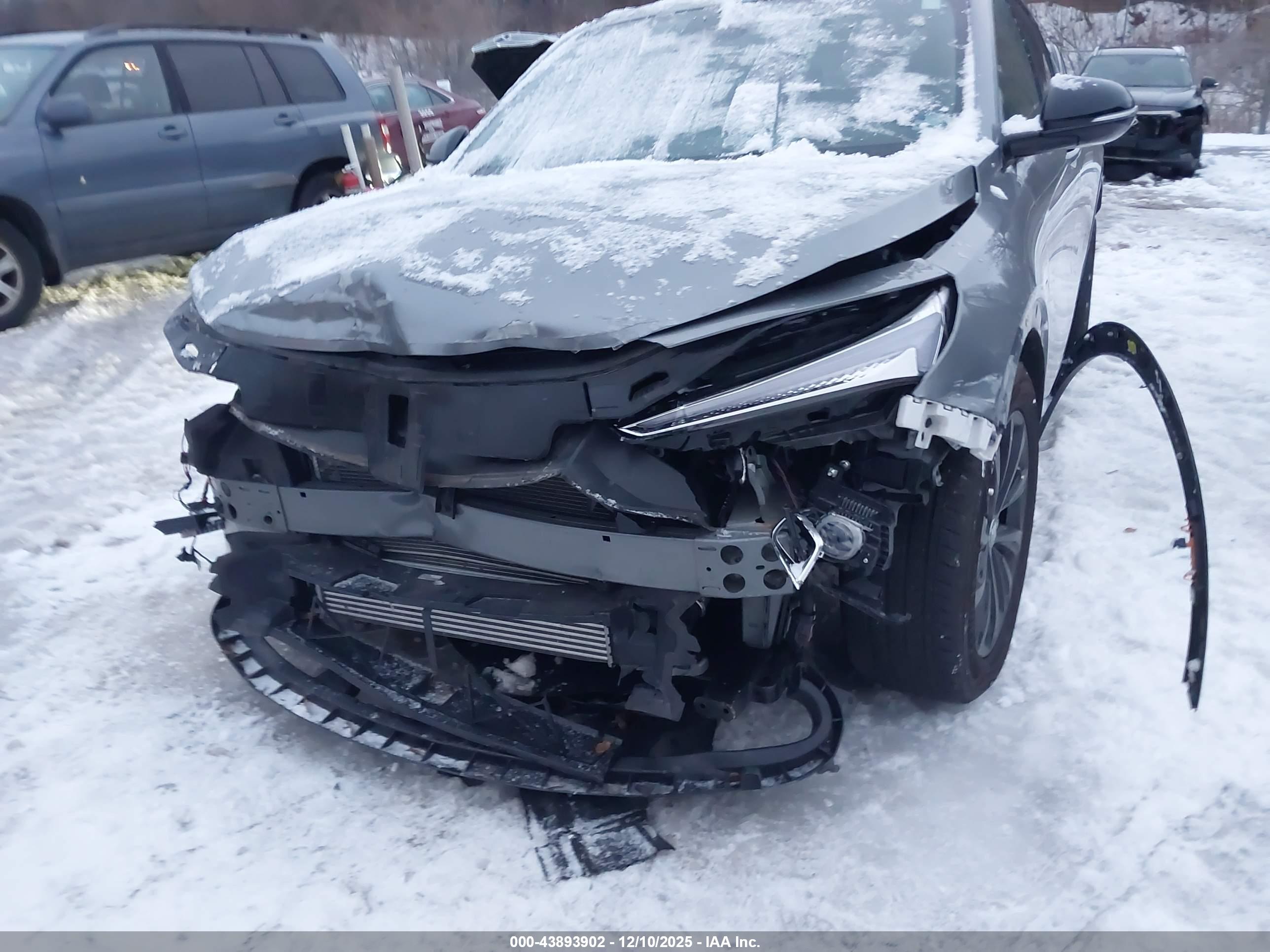 BUICK ENVISTA image 6