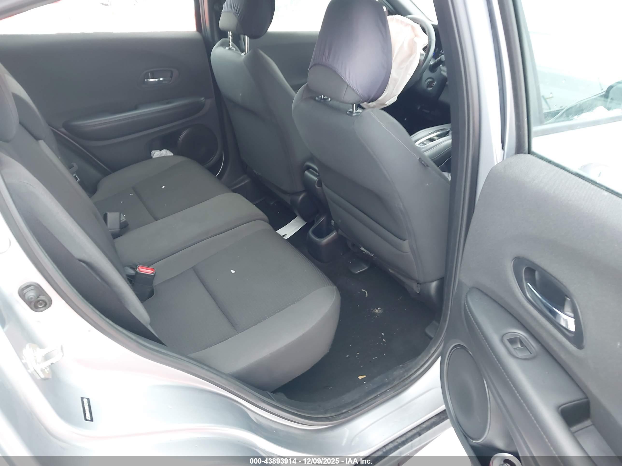 HONDA HR-V image 8