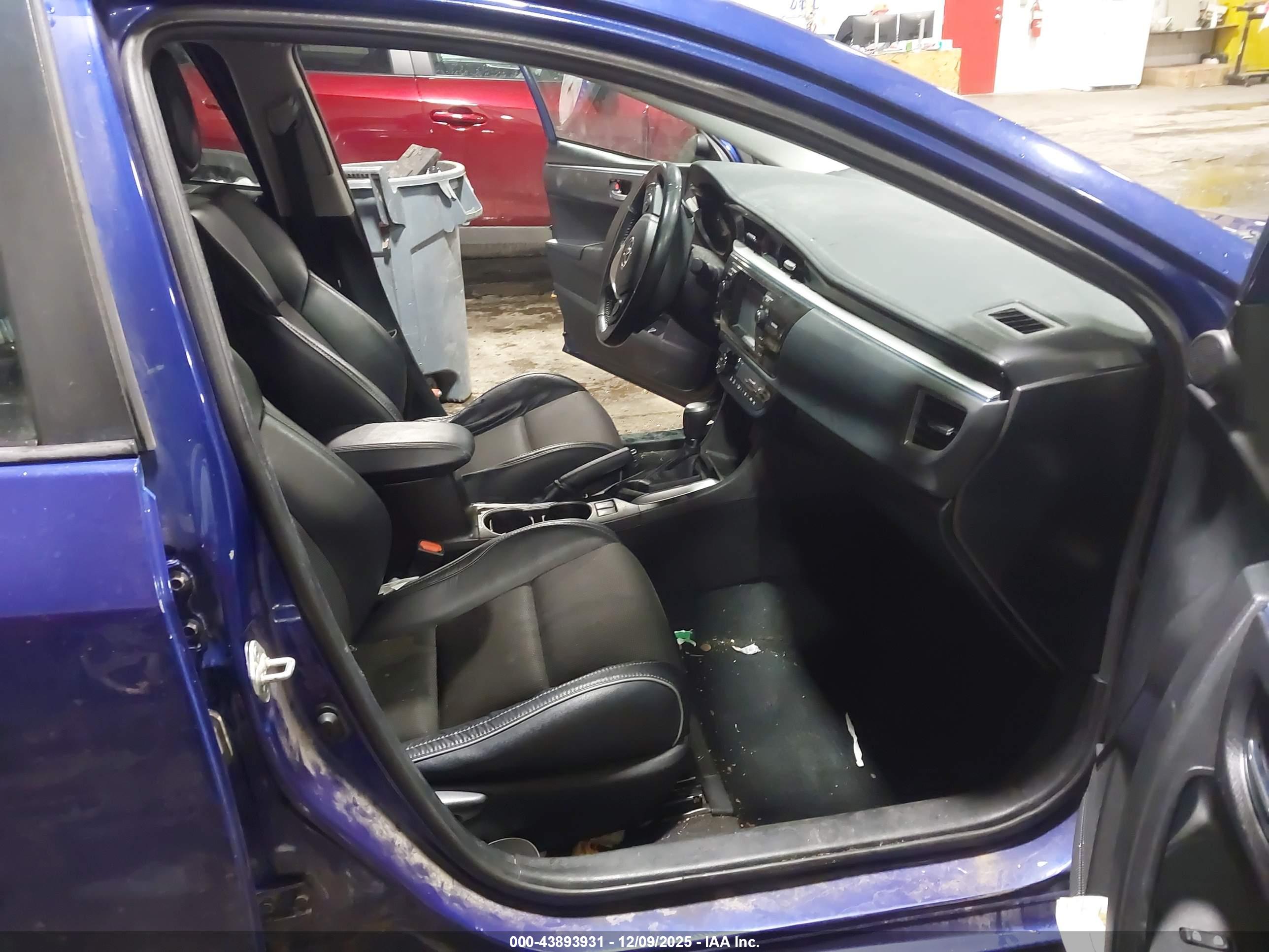 TOYOTA COROLLA image 5
