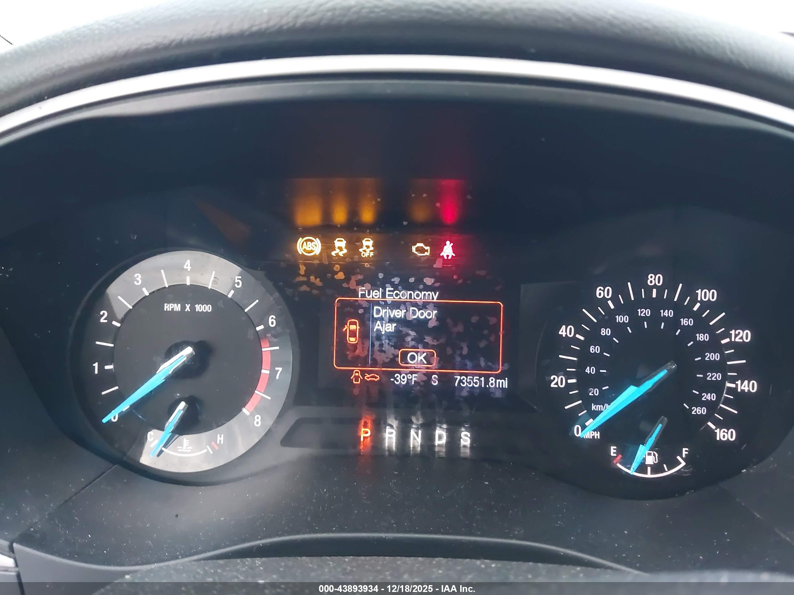 FORD FUSION image 7