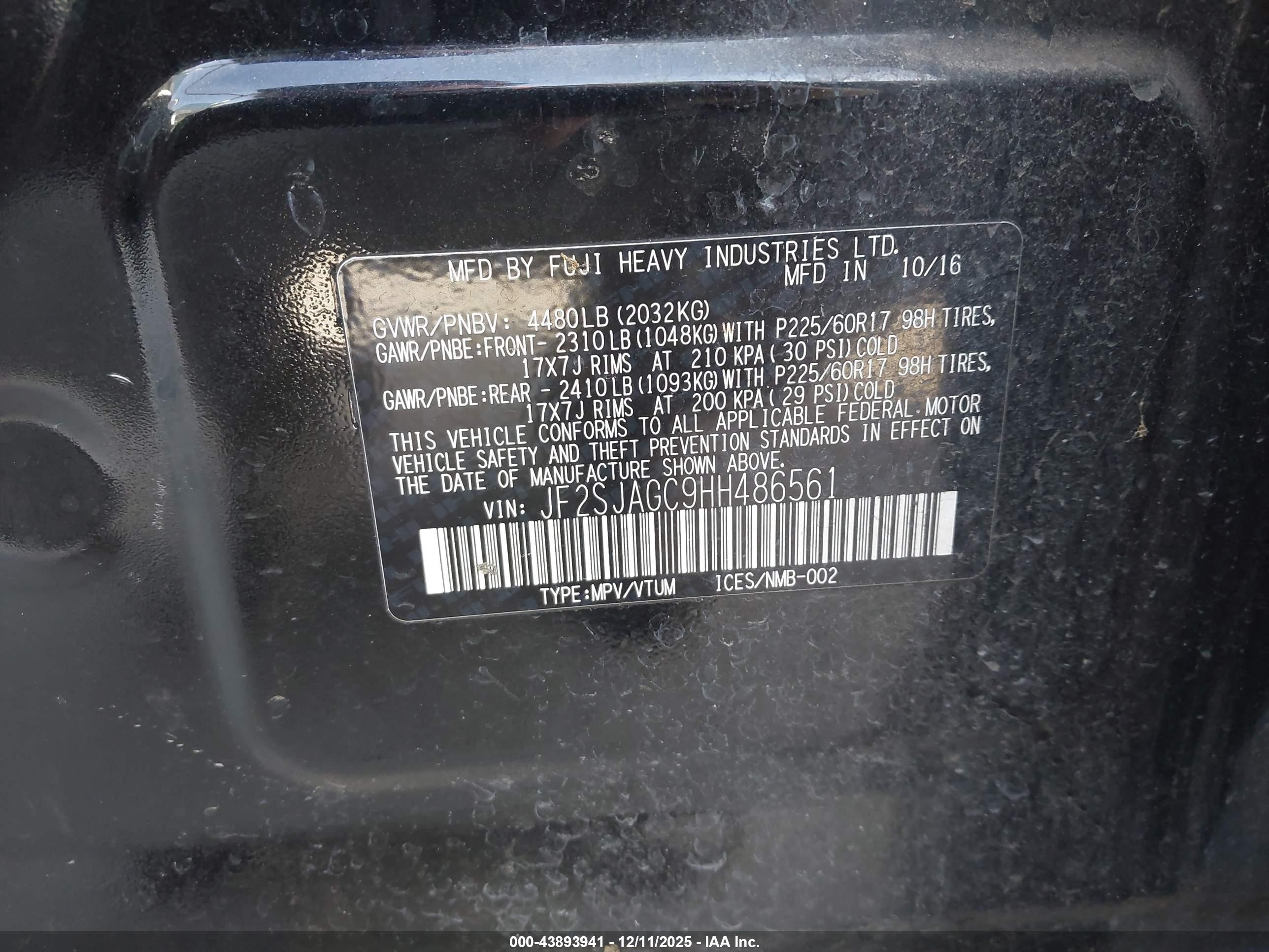 SUBARU FORESTER image 9
