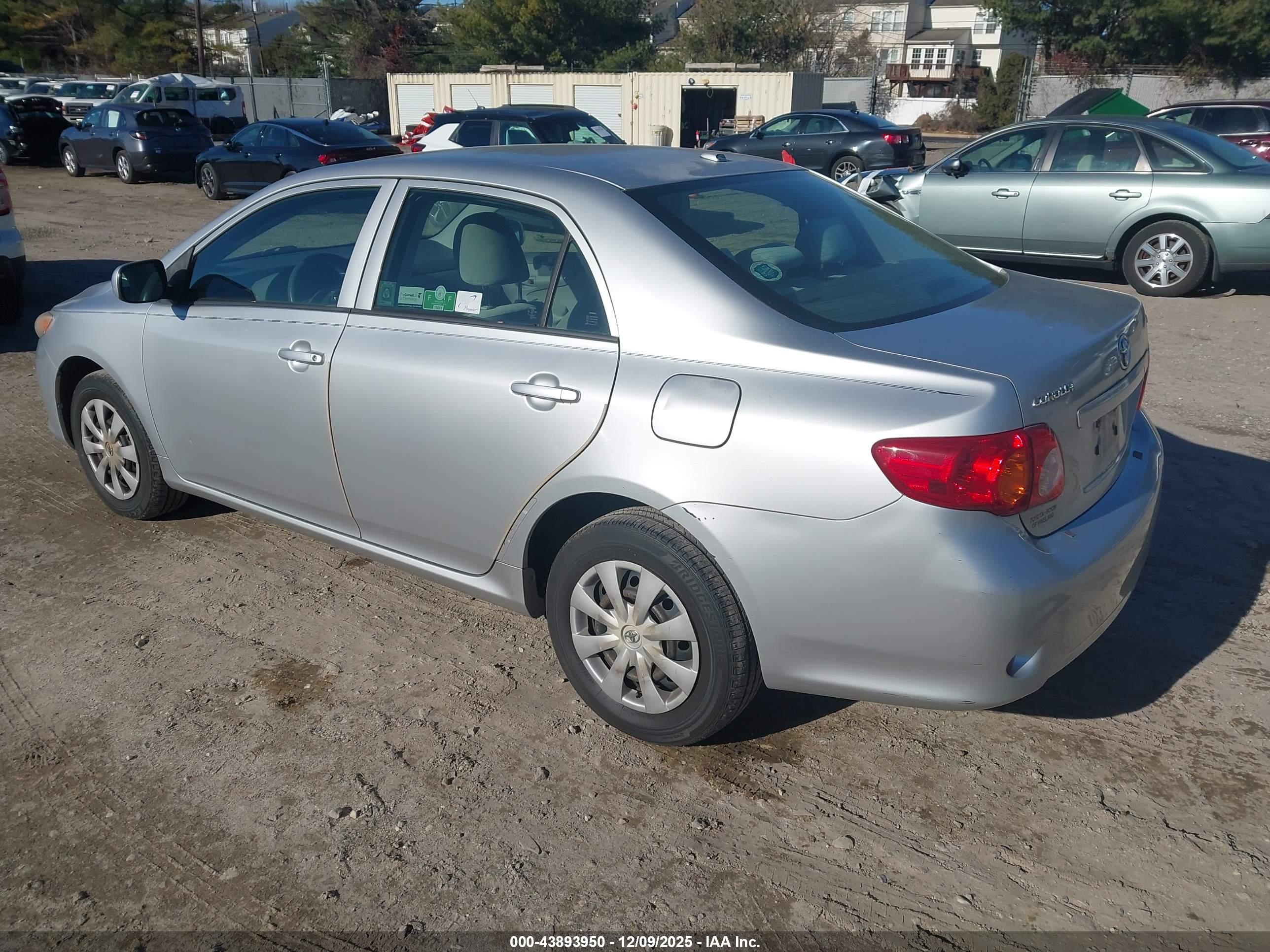TOYOTA COROLLA image 3