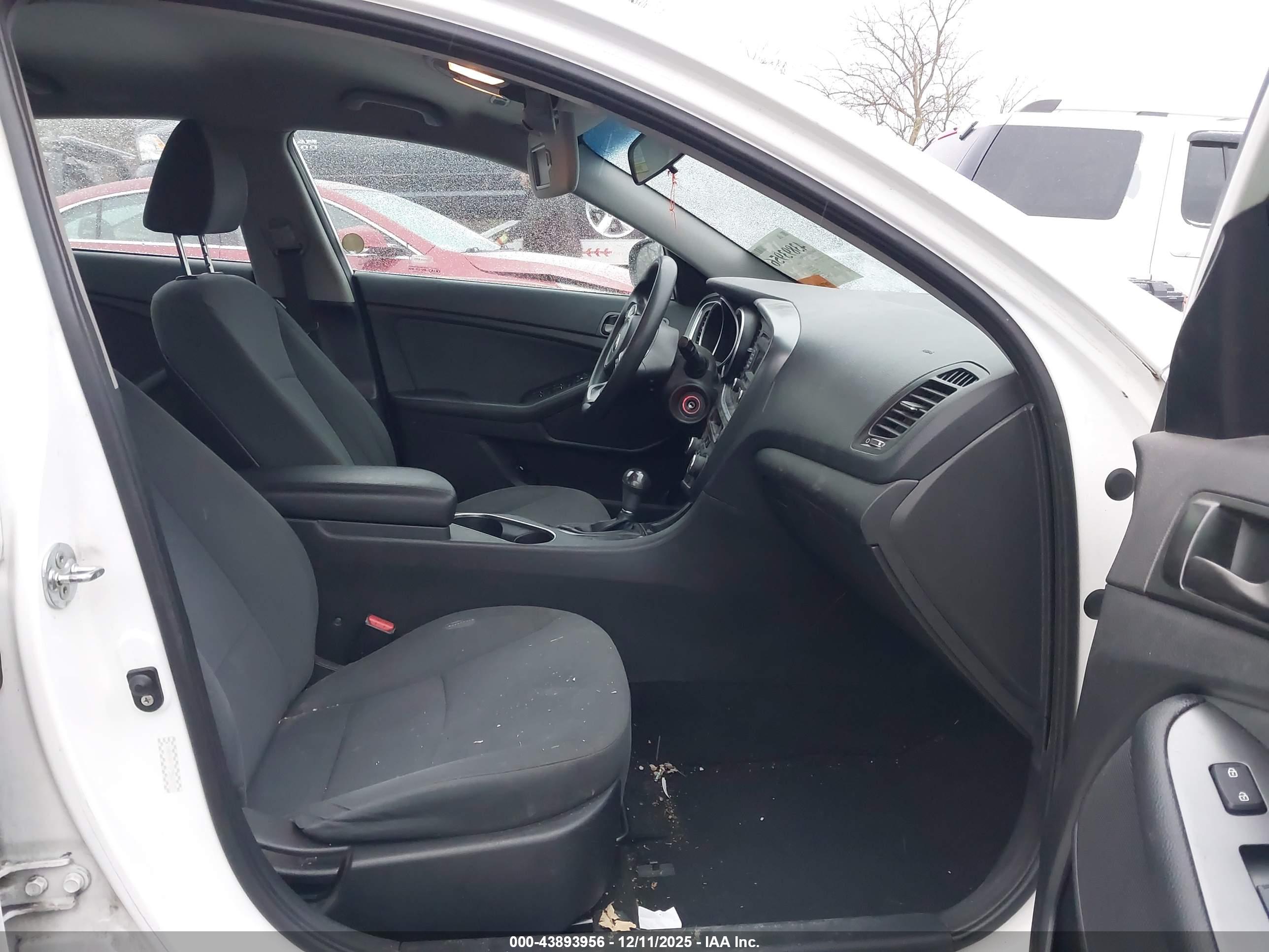 KIA OPTIMA image 5