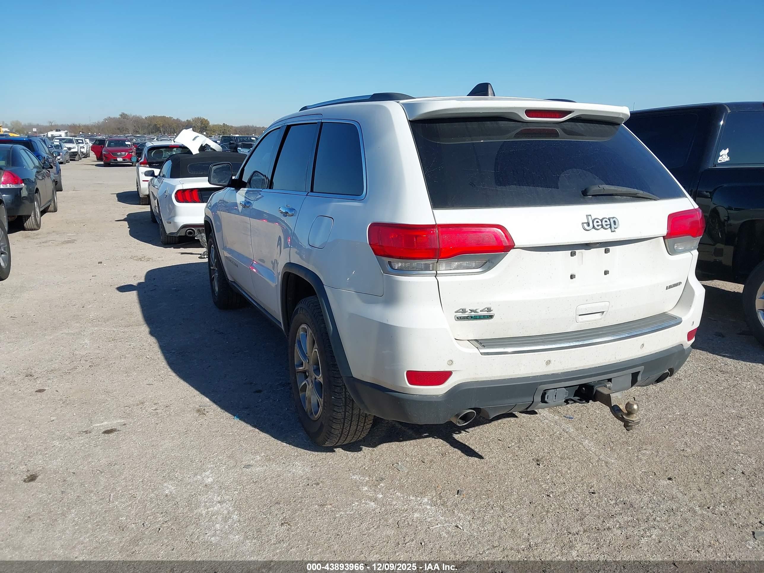 JEEP GRAND image 3
