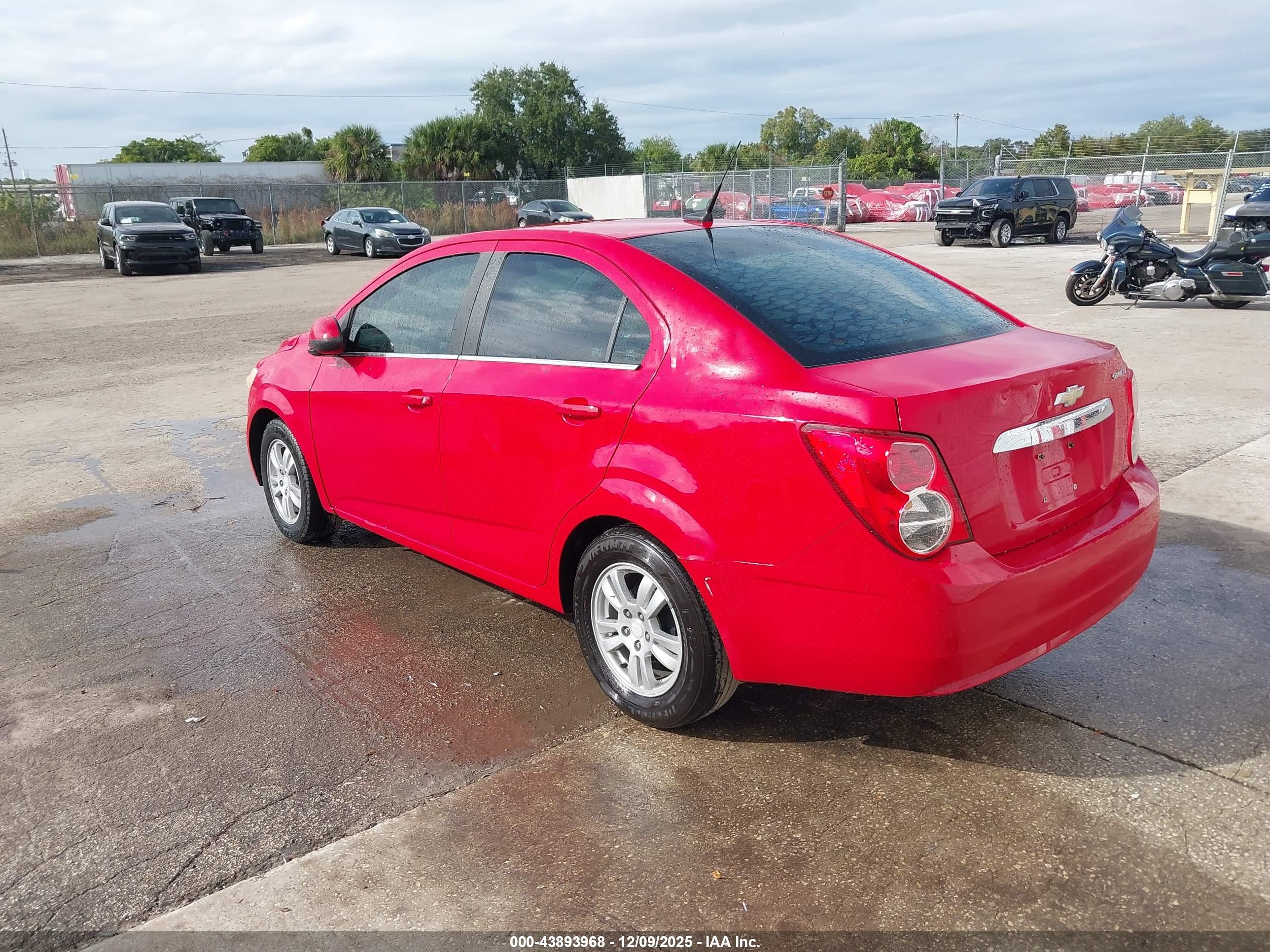 CHEVROLET SONIC image 3