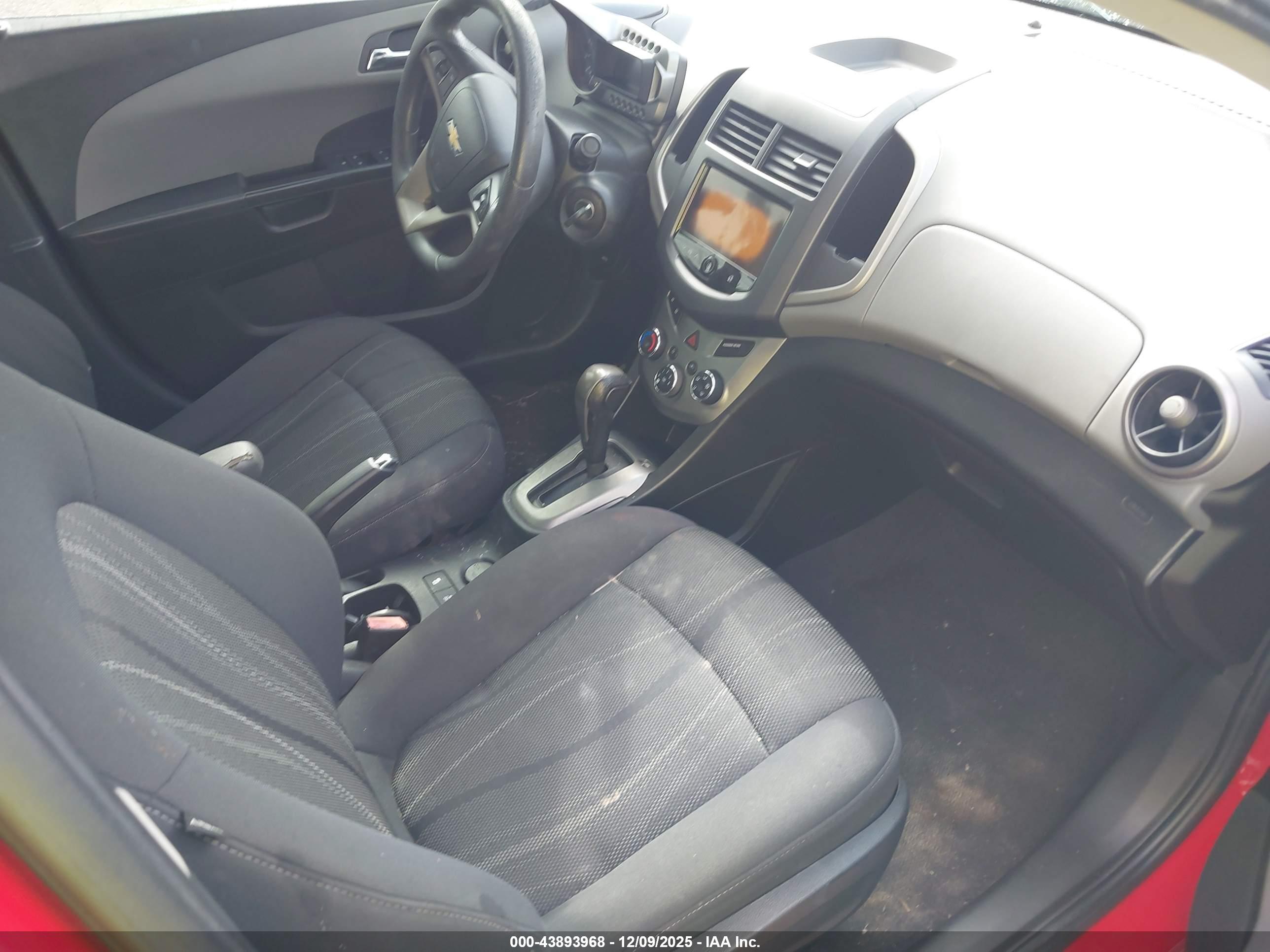 CHEVROLET SONIC image 5