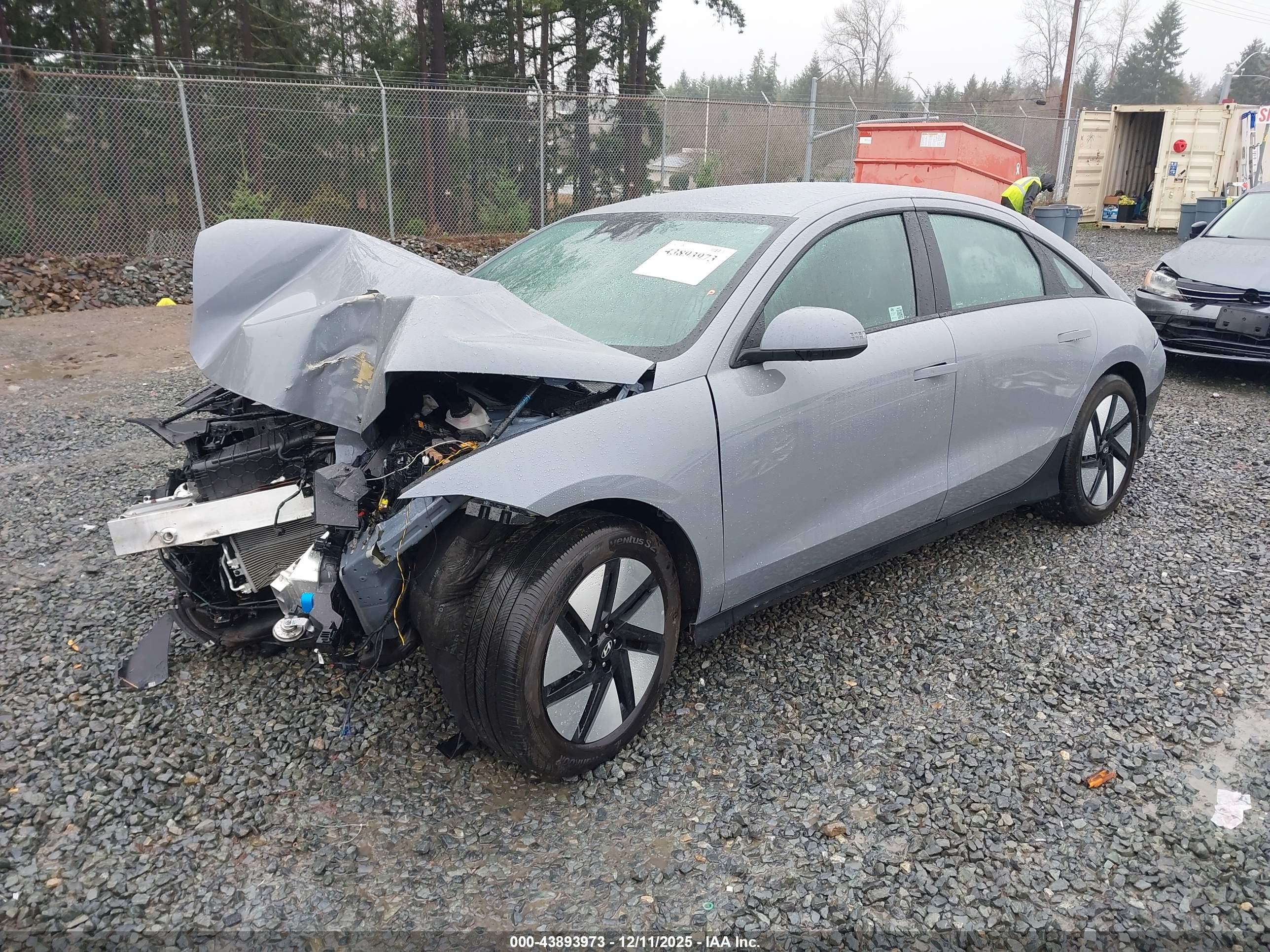 HYUNDAI IONIQ image 2