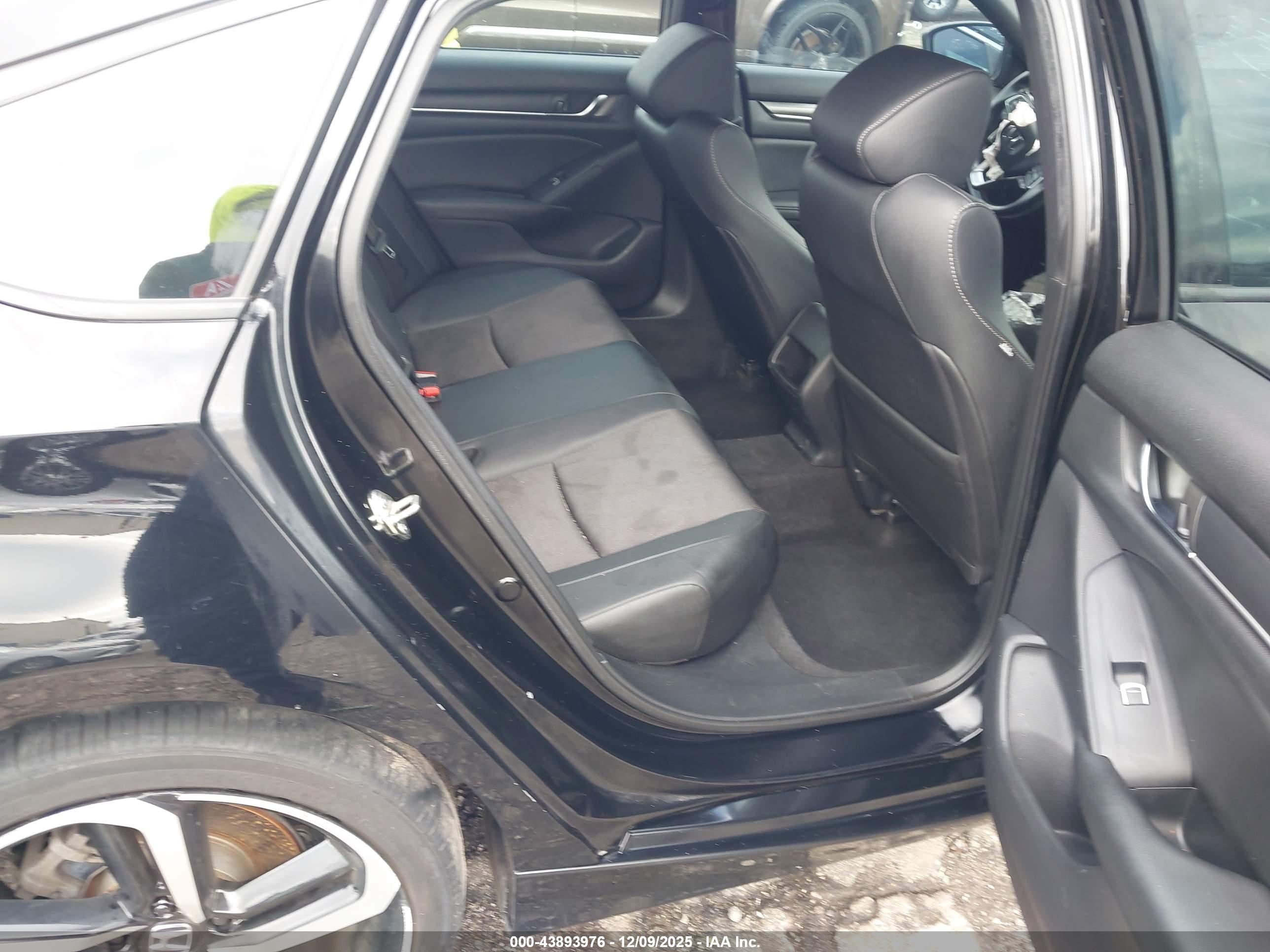 HONDA ACCORD image 8