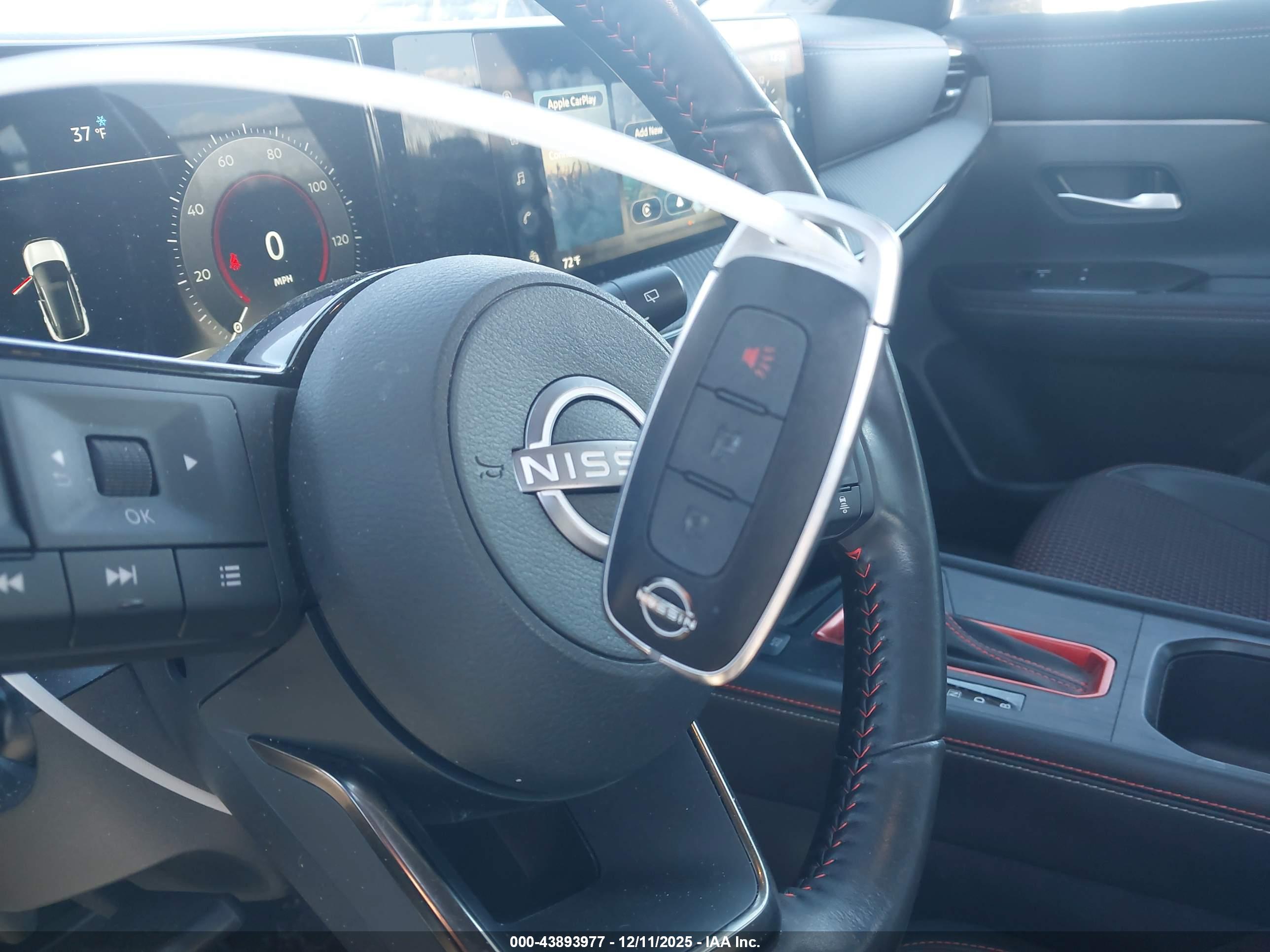 NISSAN KICKS image 11