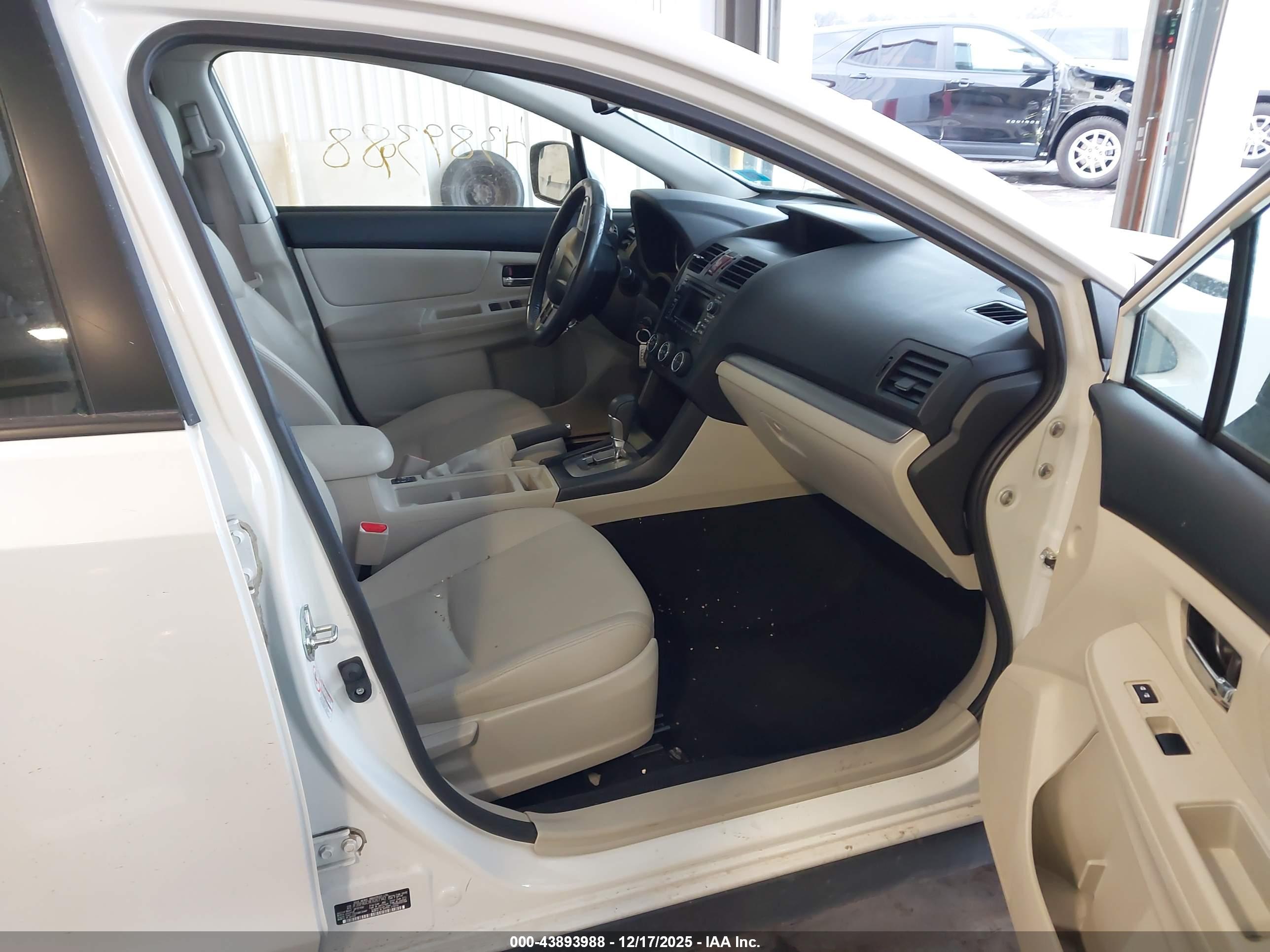 SUBARU XV image 5