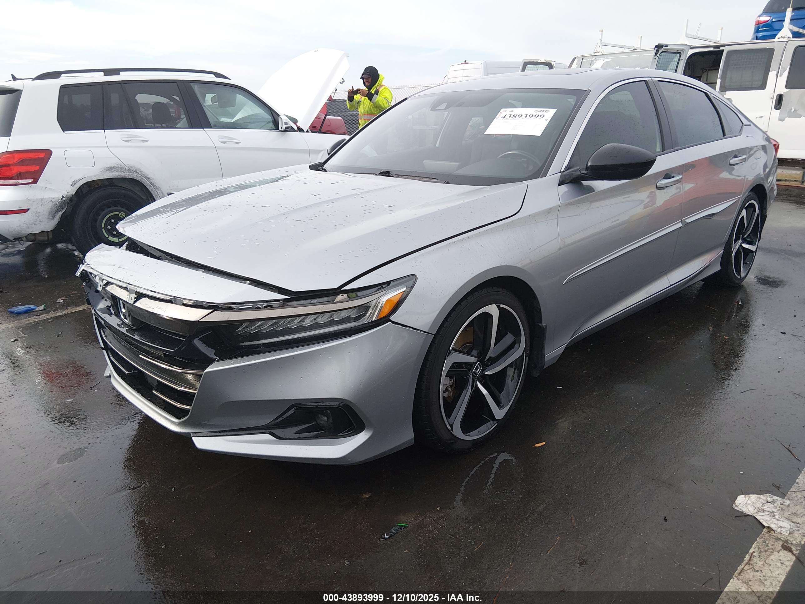 HONDA ACCORD image 2