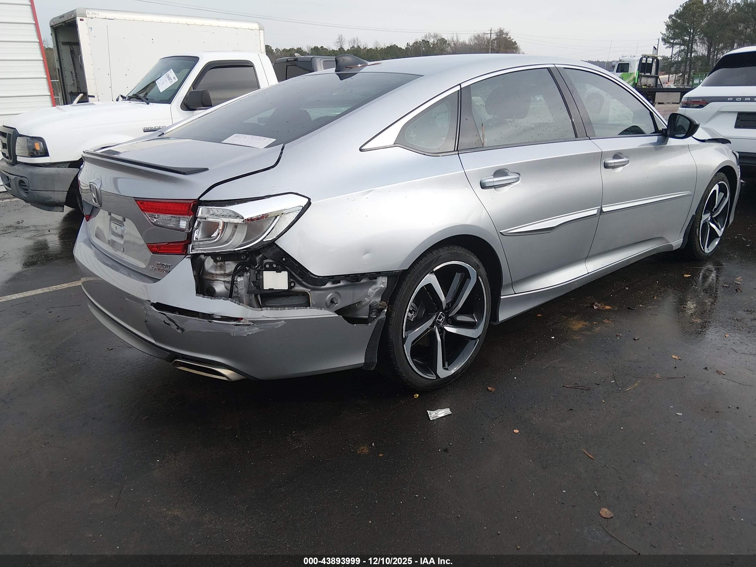 HONDA ACCORD image 4