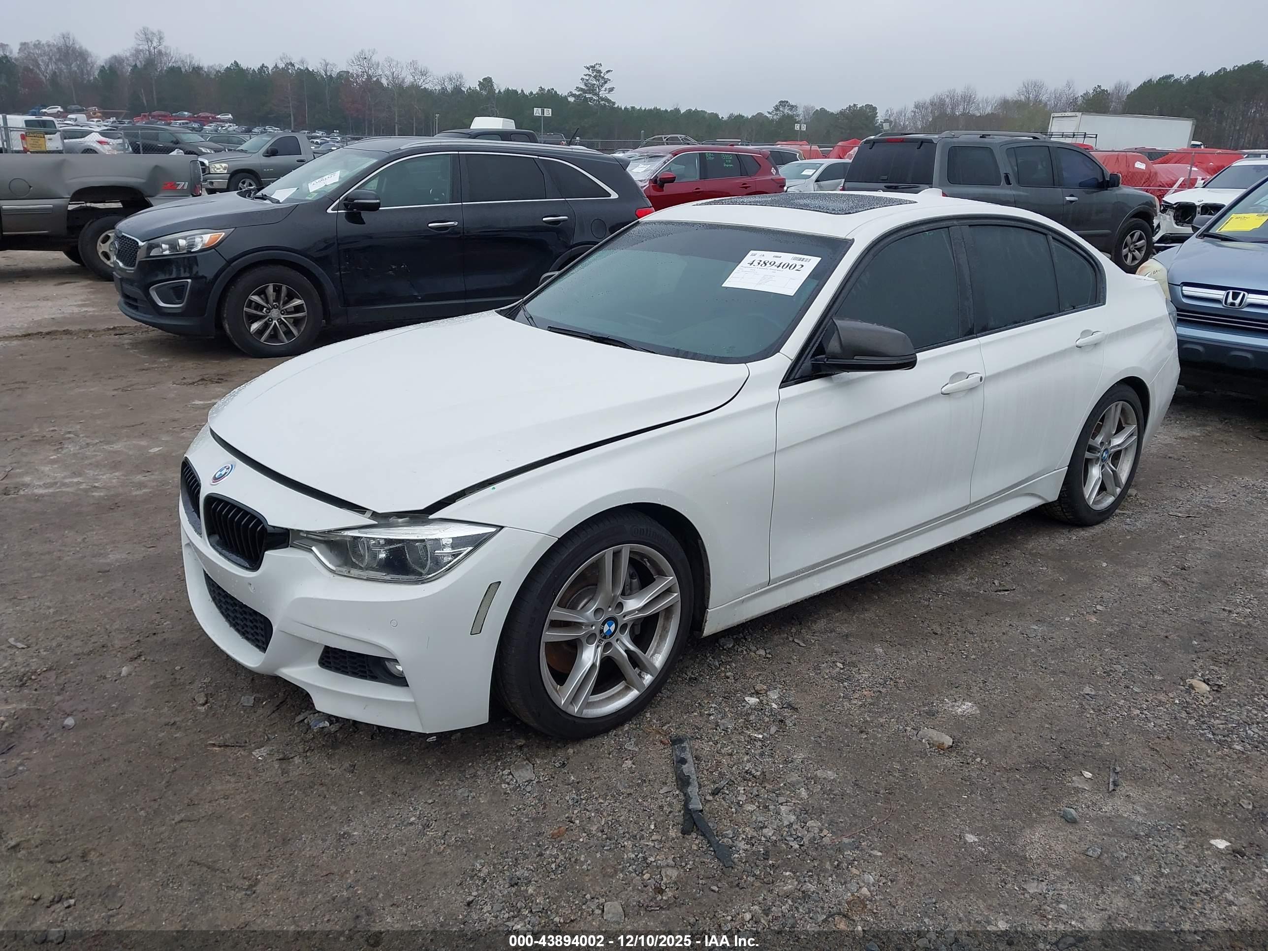 BMW 340I image 2