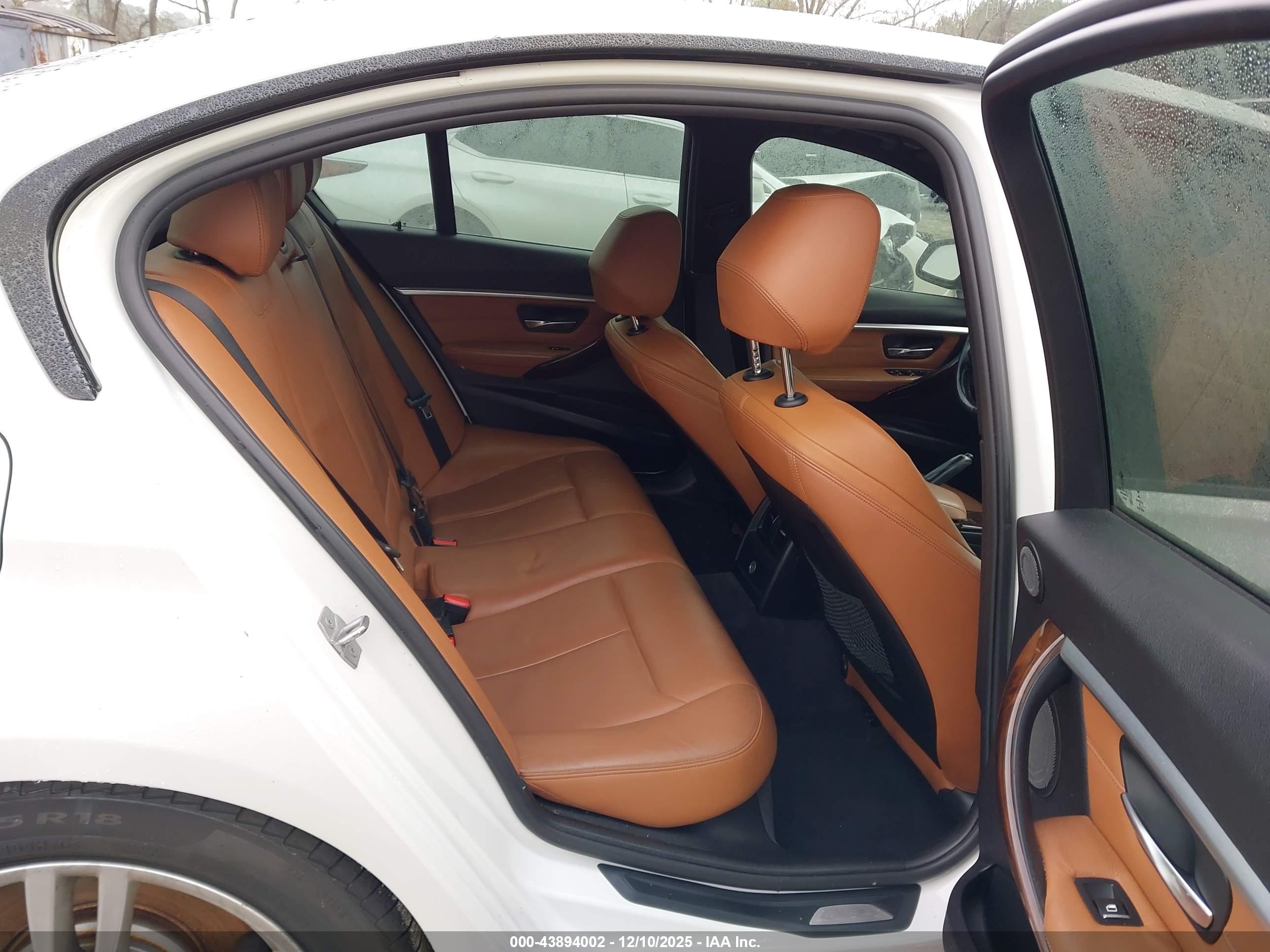 BMW 340I image 8