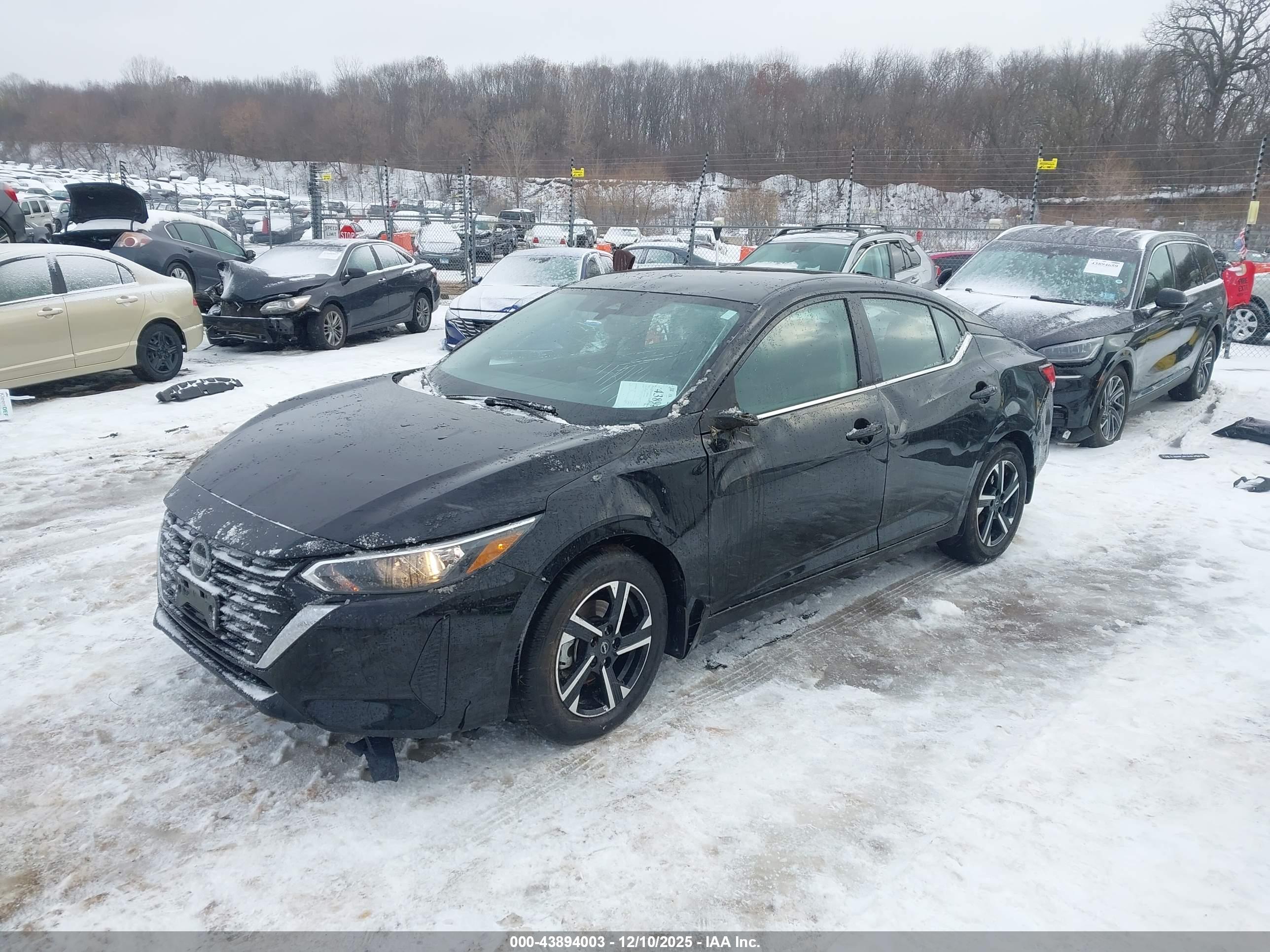 NISSAN SENTRA image 2