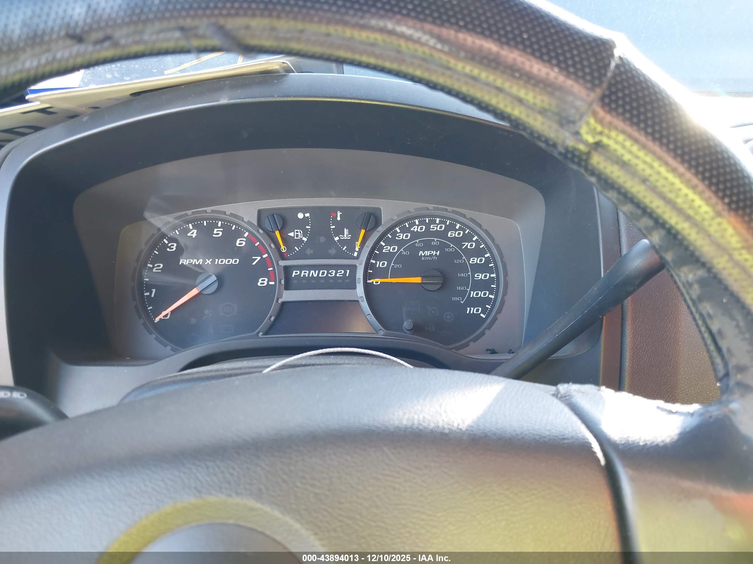 CHEVROLET COLORADO image 7