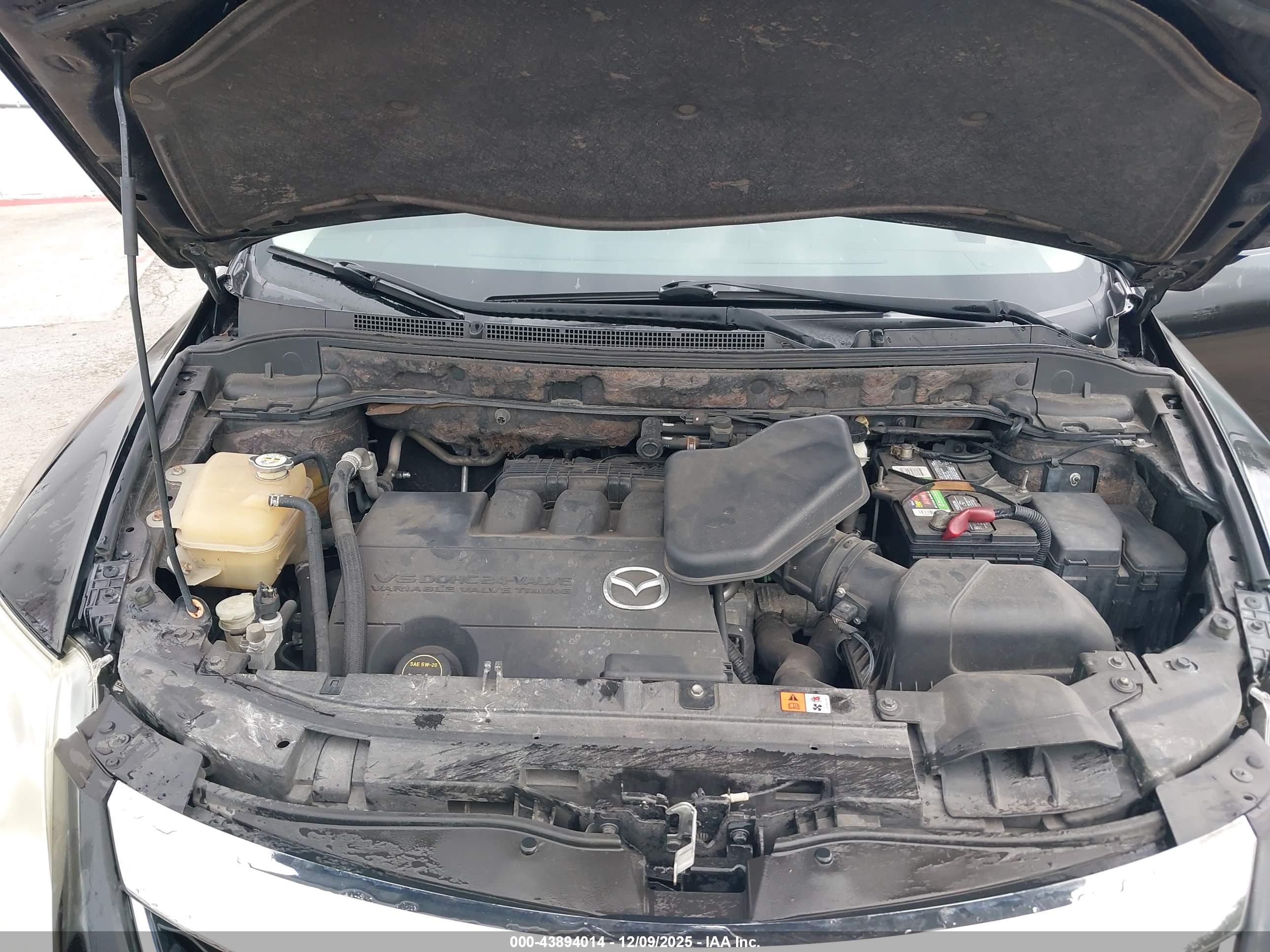 MAZDA CX-9 image 10