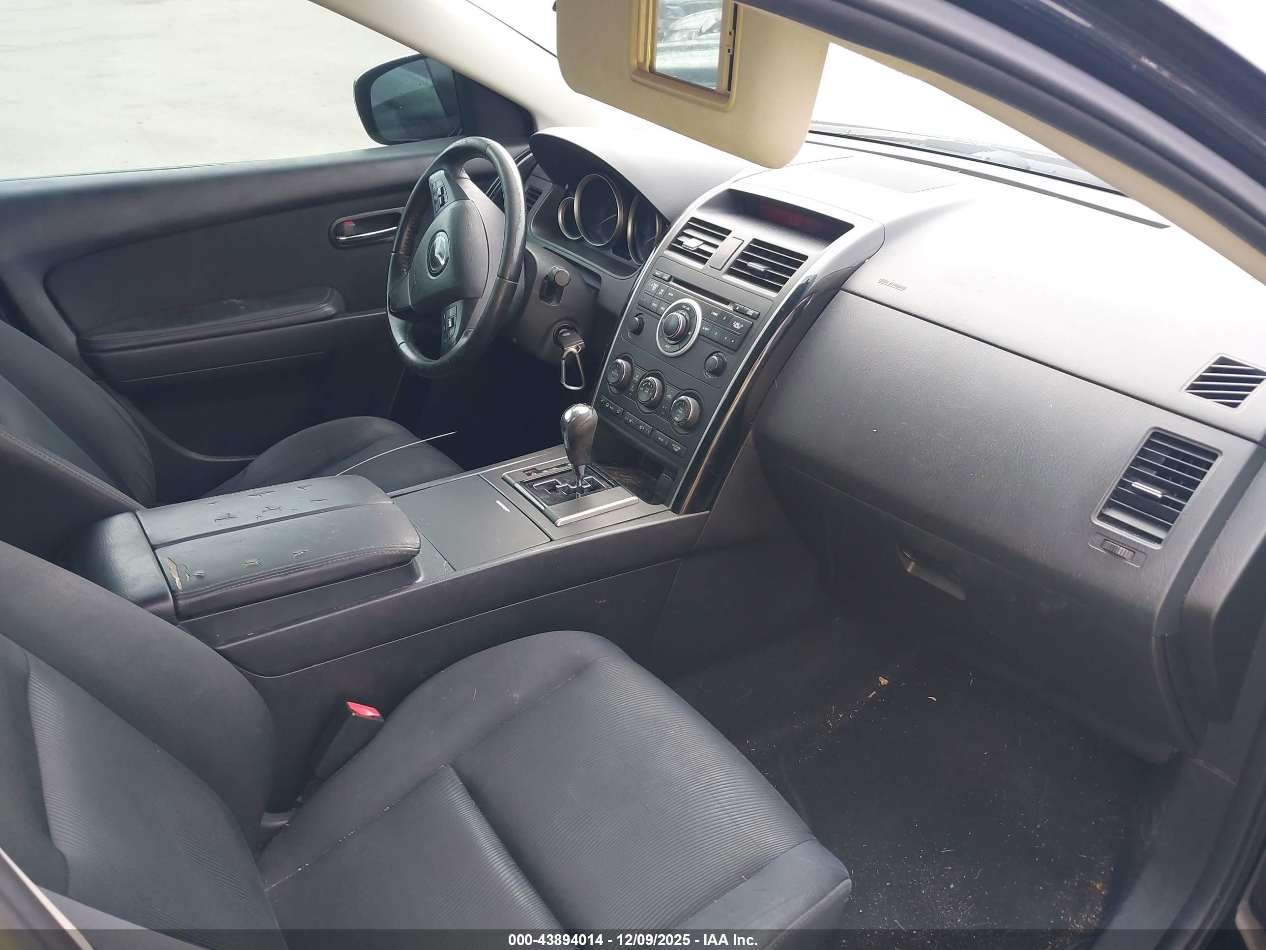 MAZDA CX-9 image 5