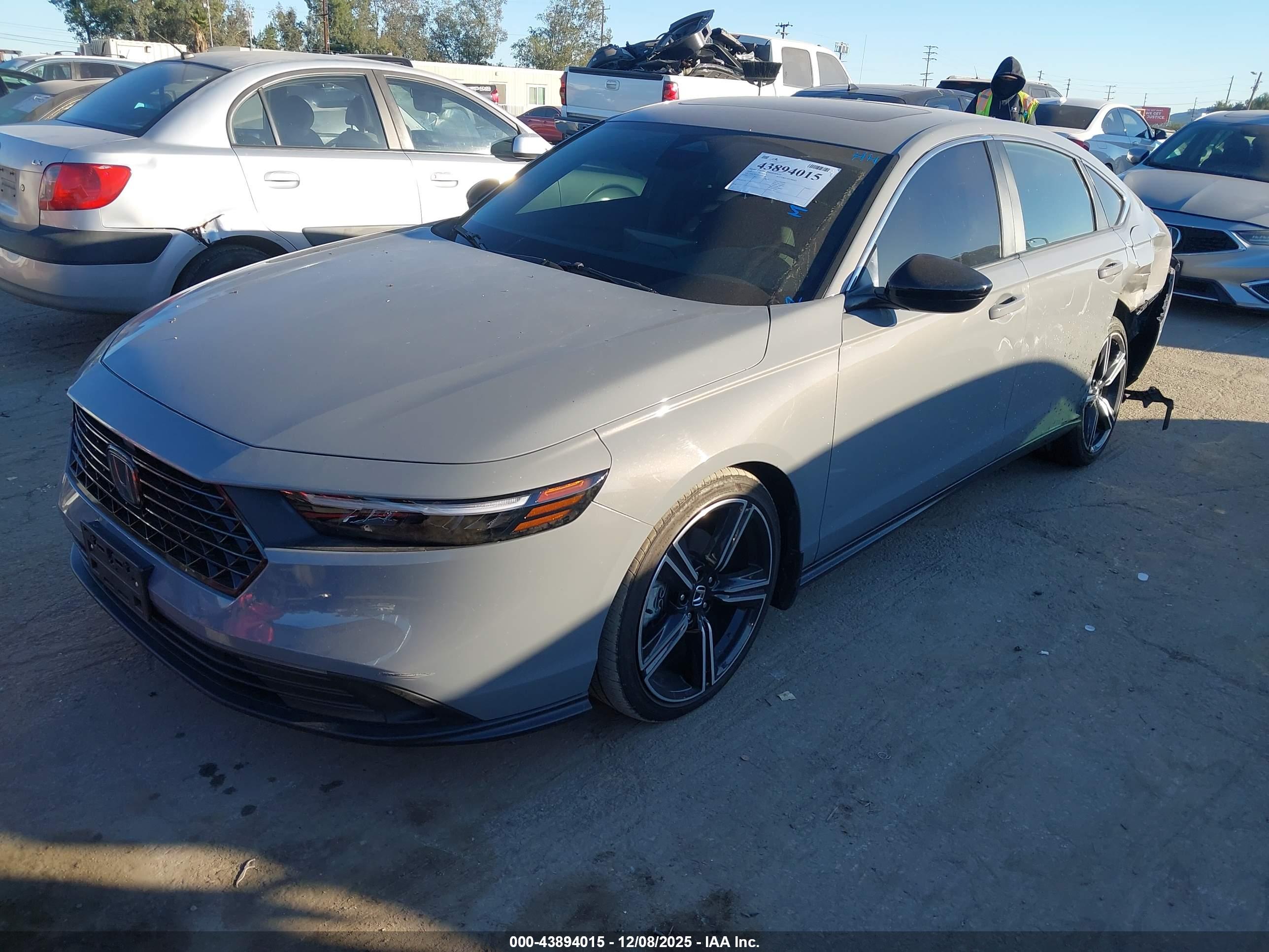 HONDA ACCORD image 2