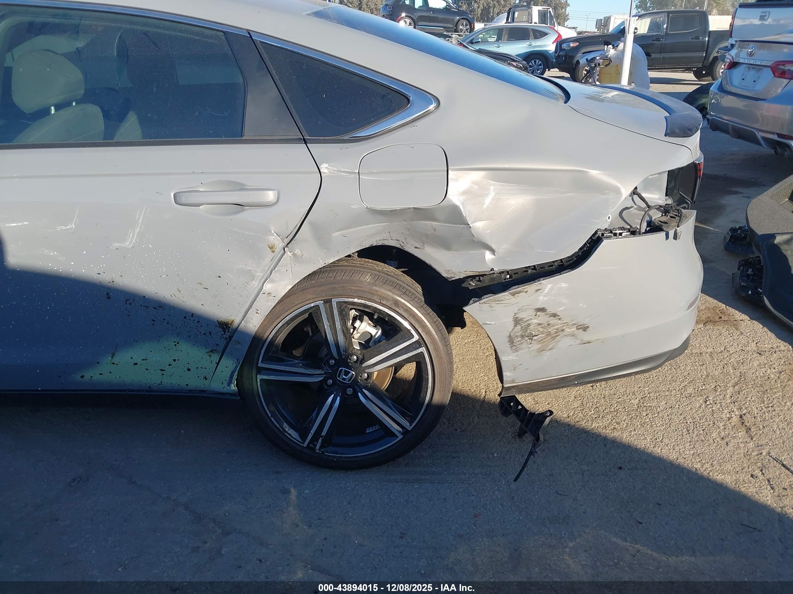 HONDA ACCORD image 6