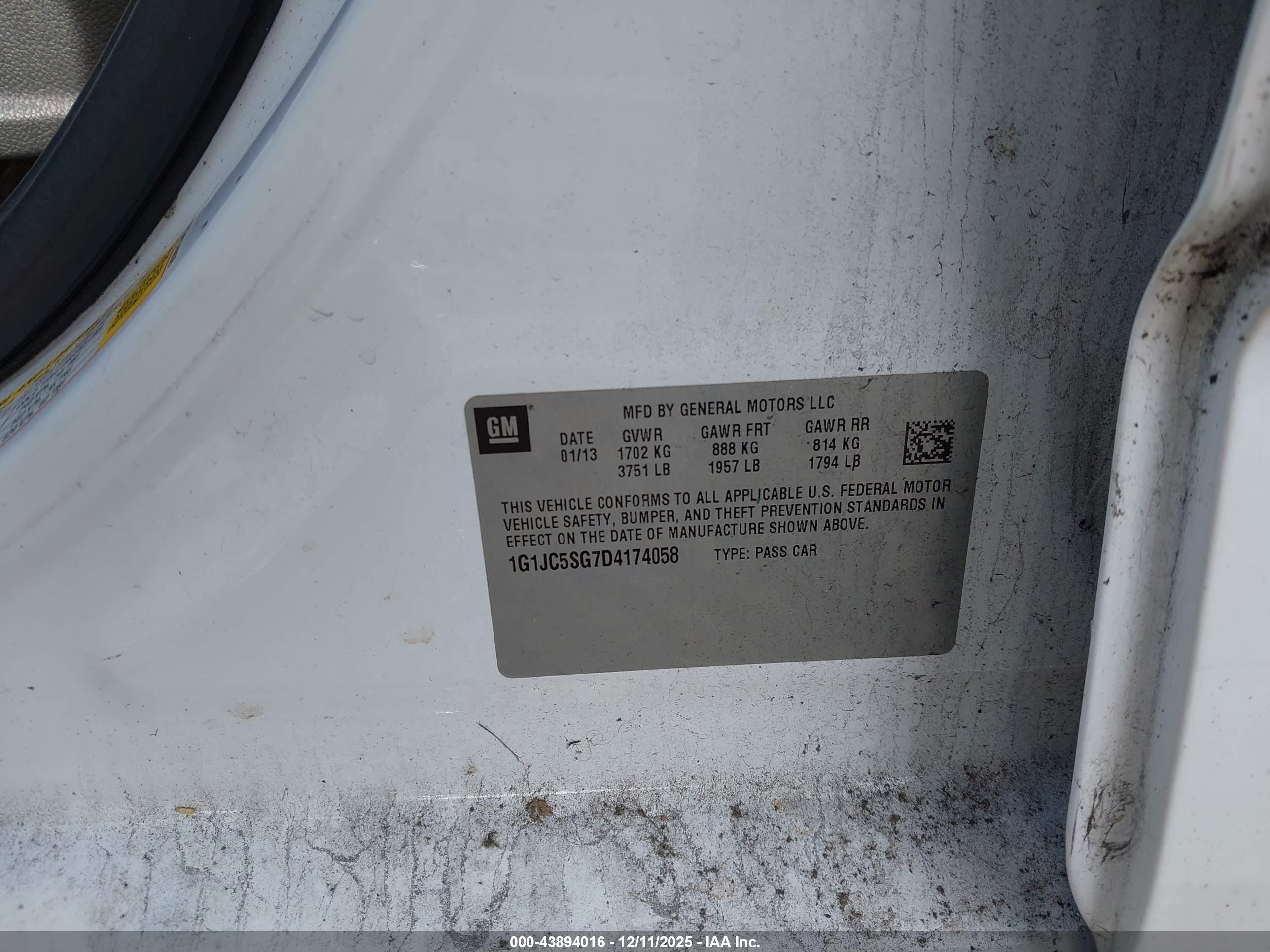 CHEVROLET SONIC image 9