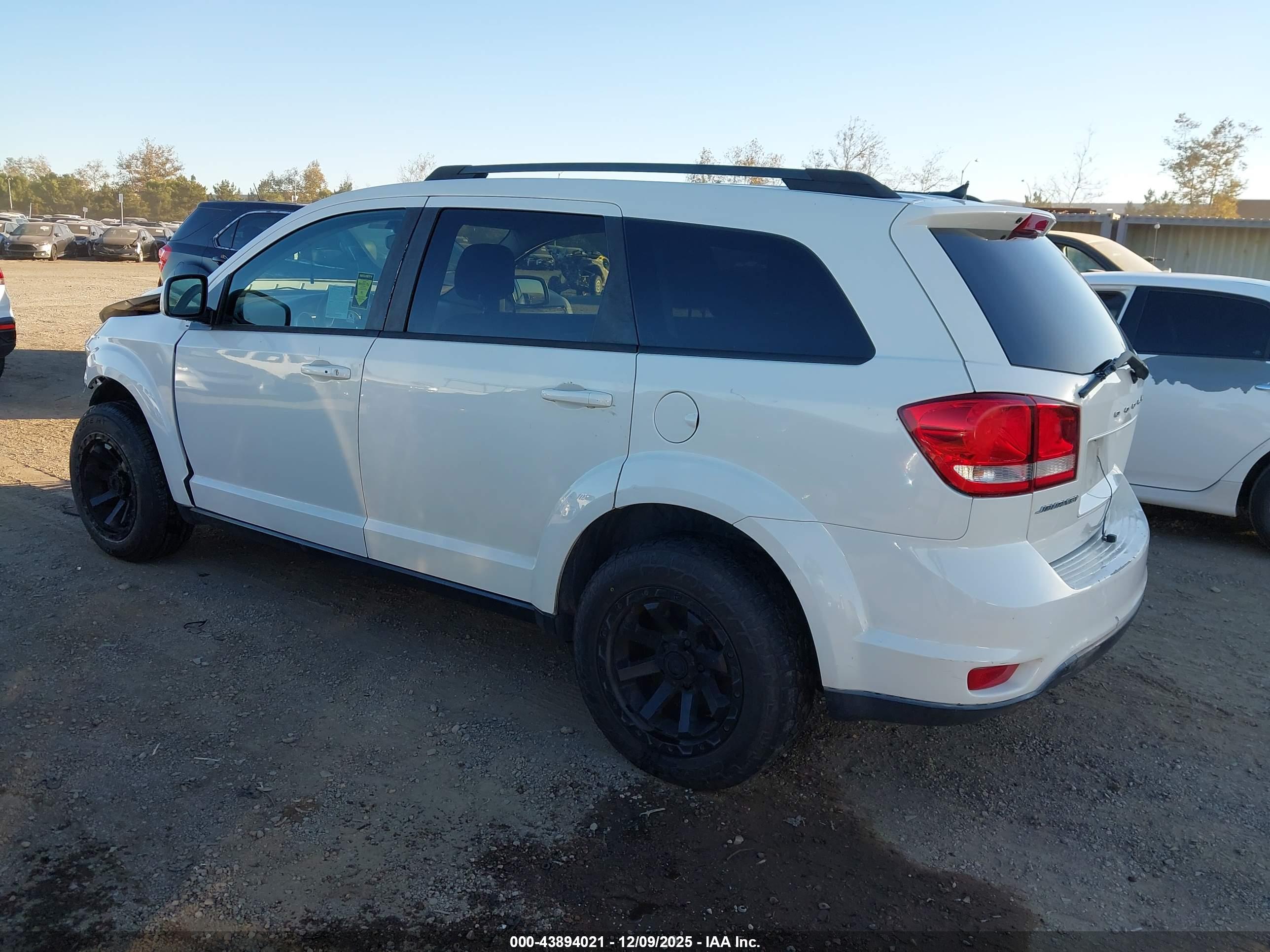 DODGE JOURNEY image 3