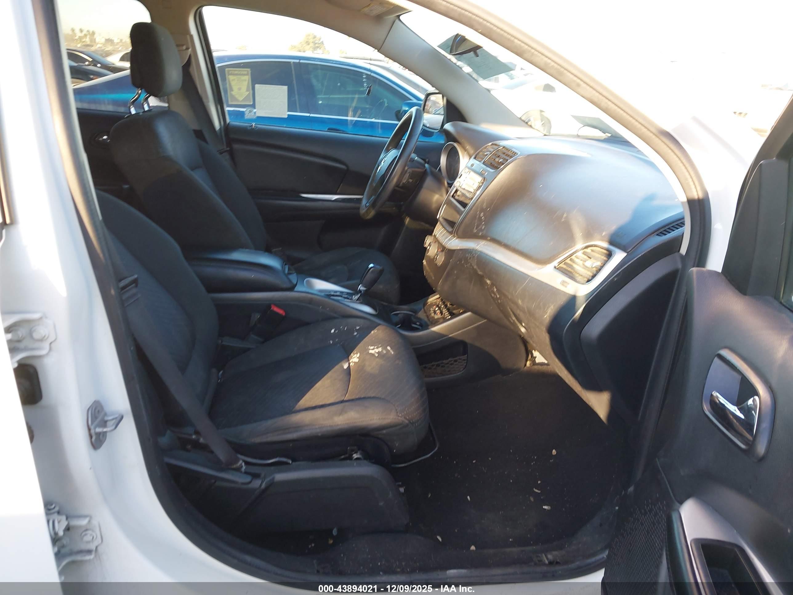 DODGE JOURNEY image 5
