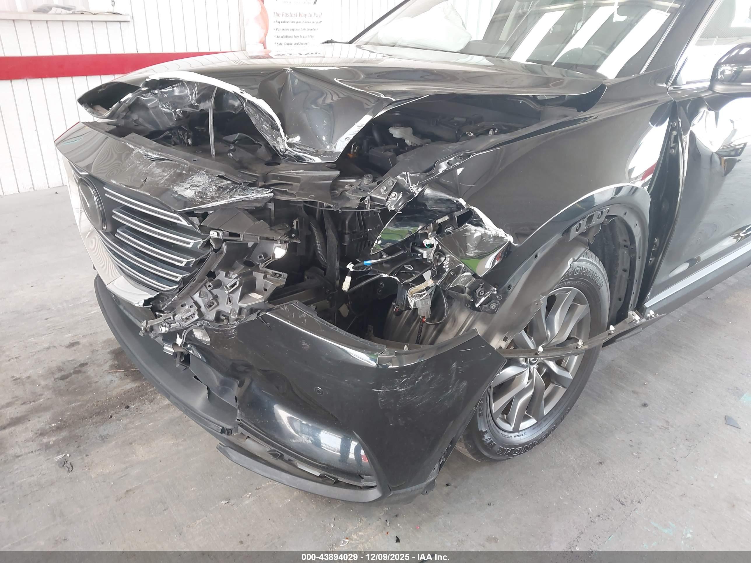 MAZDA CX-9 image 6