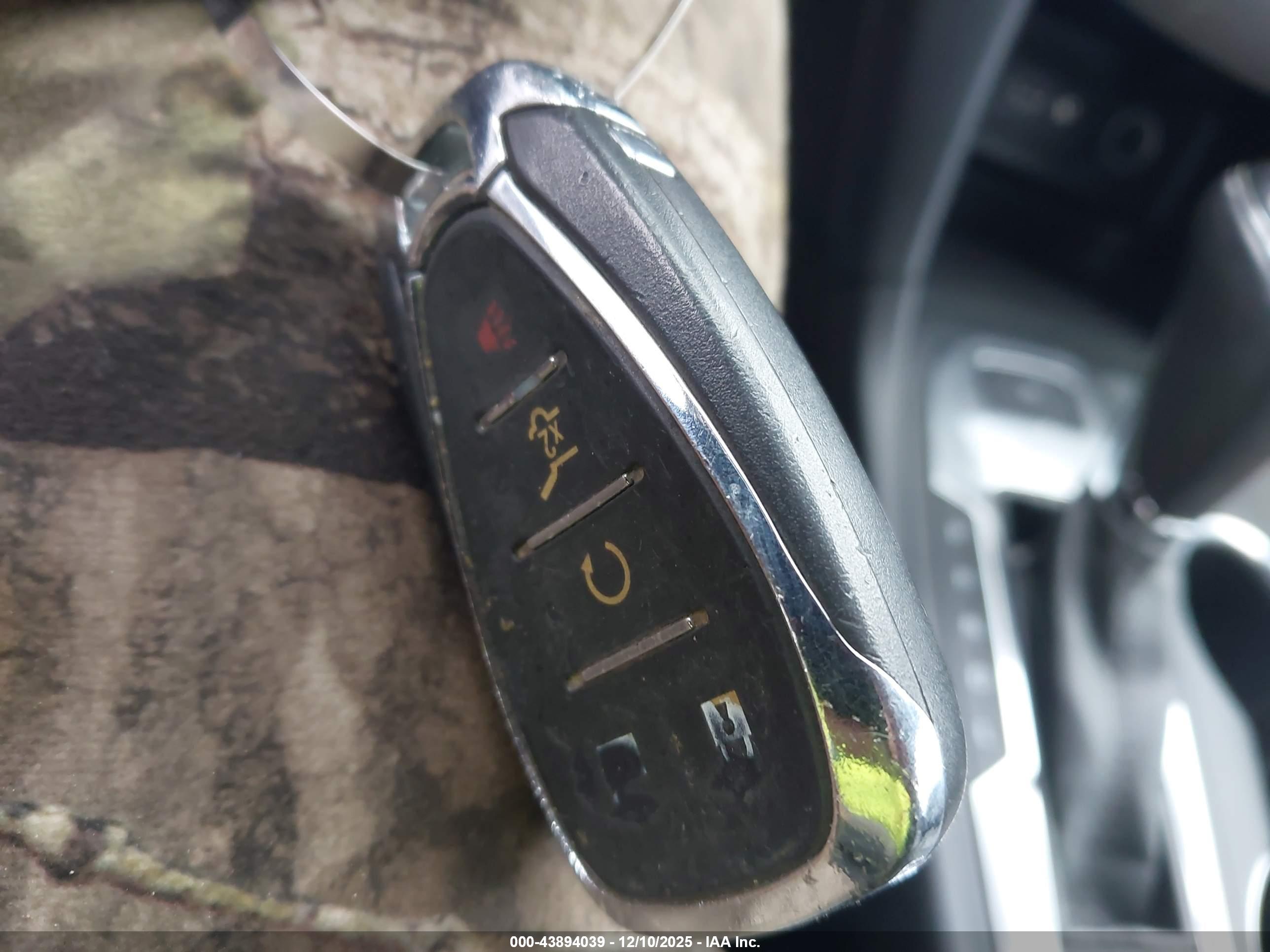 CHEVROLET EQUINOX image 11