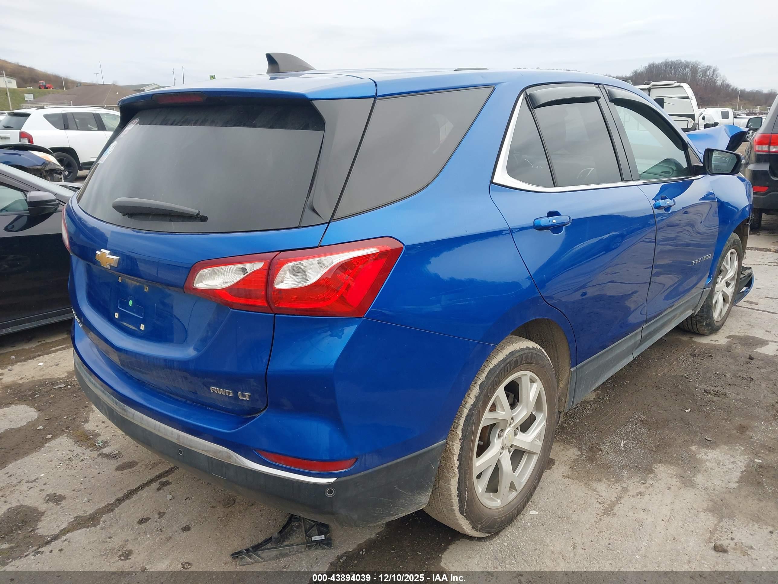 CHEVROLET EQUINOX image 4