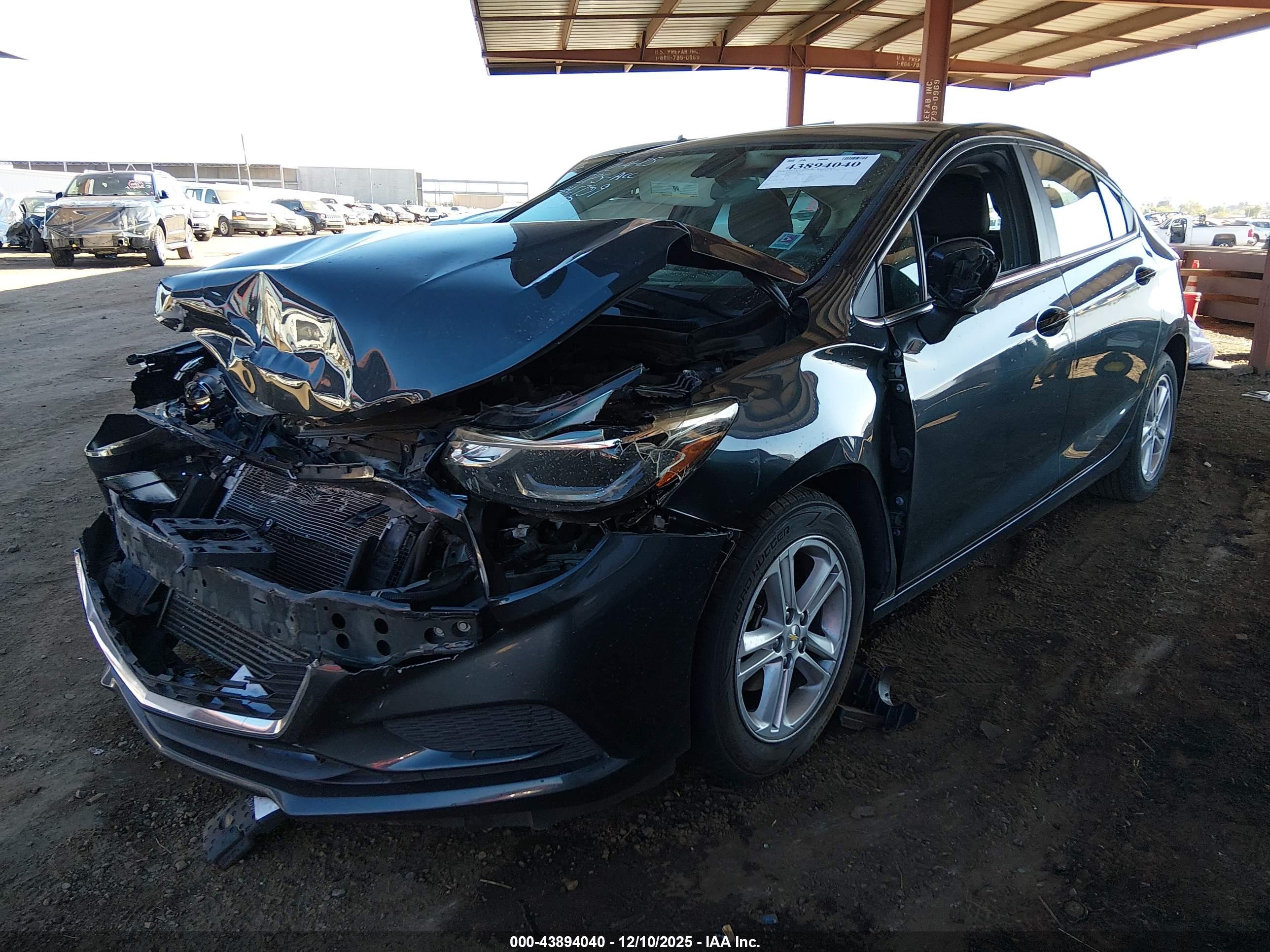 CHEVROLET CRUZE image 2