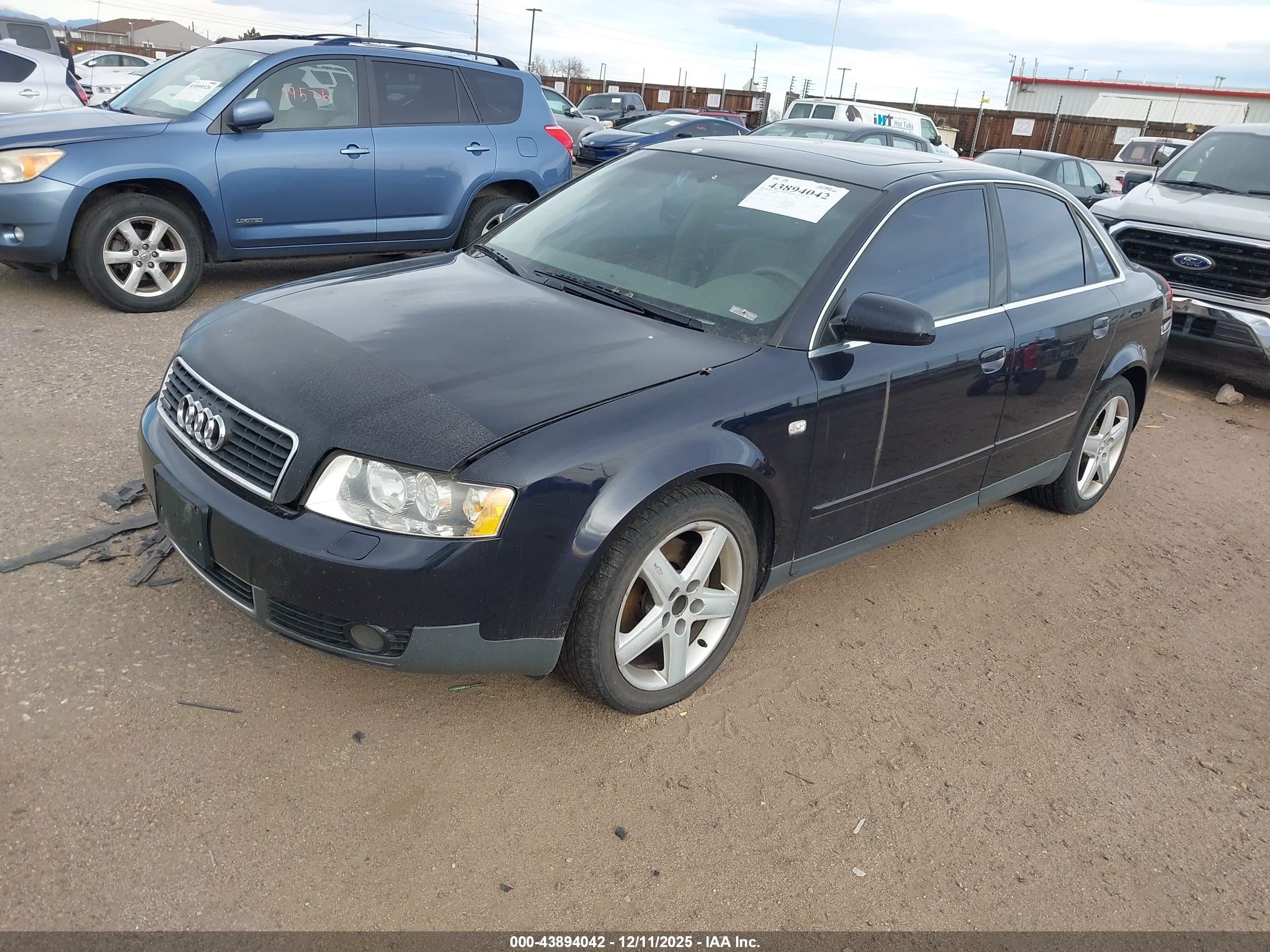 AUDI A4 image 2