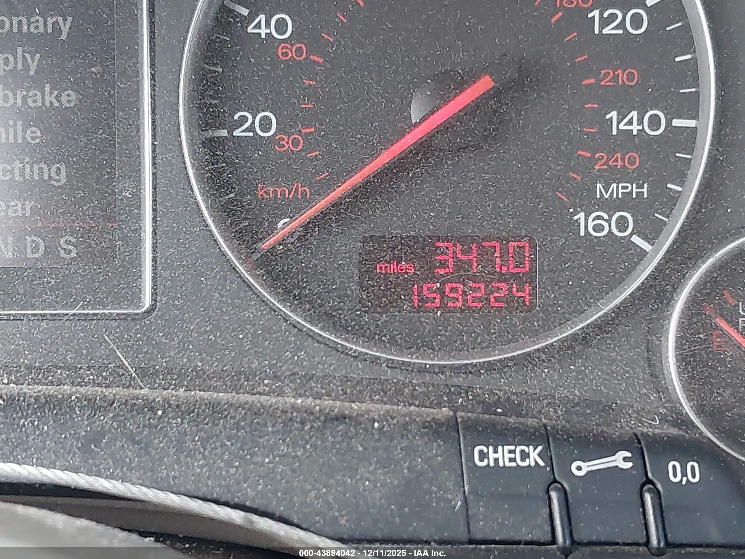 AUDI A4 image 7