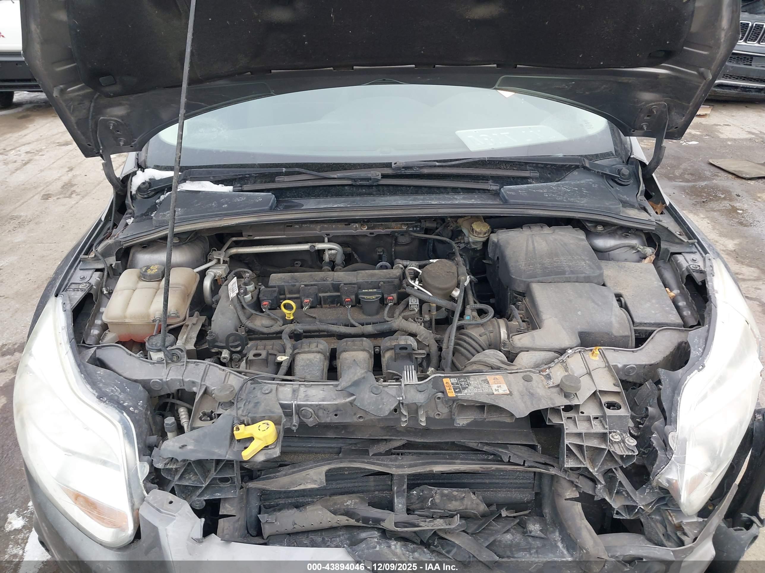 FORD FOCUS image 10